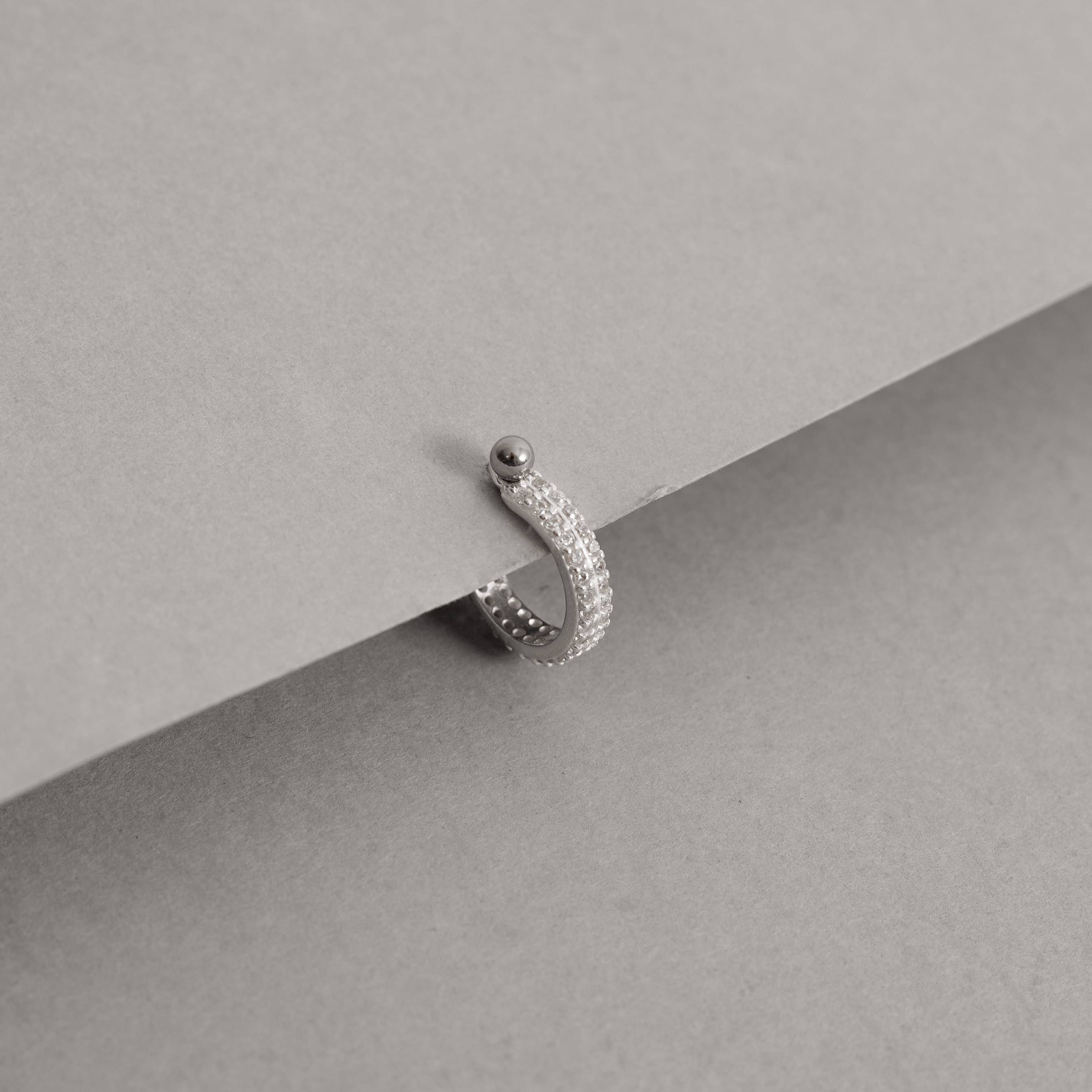 Imagem Secundária Piercing conch cravejado duplo haste