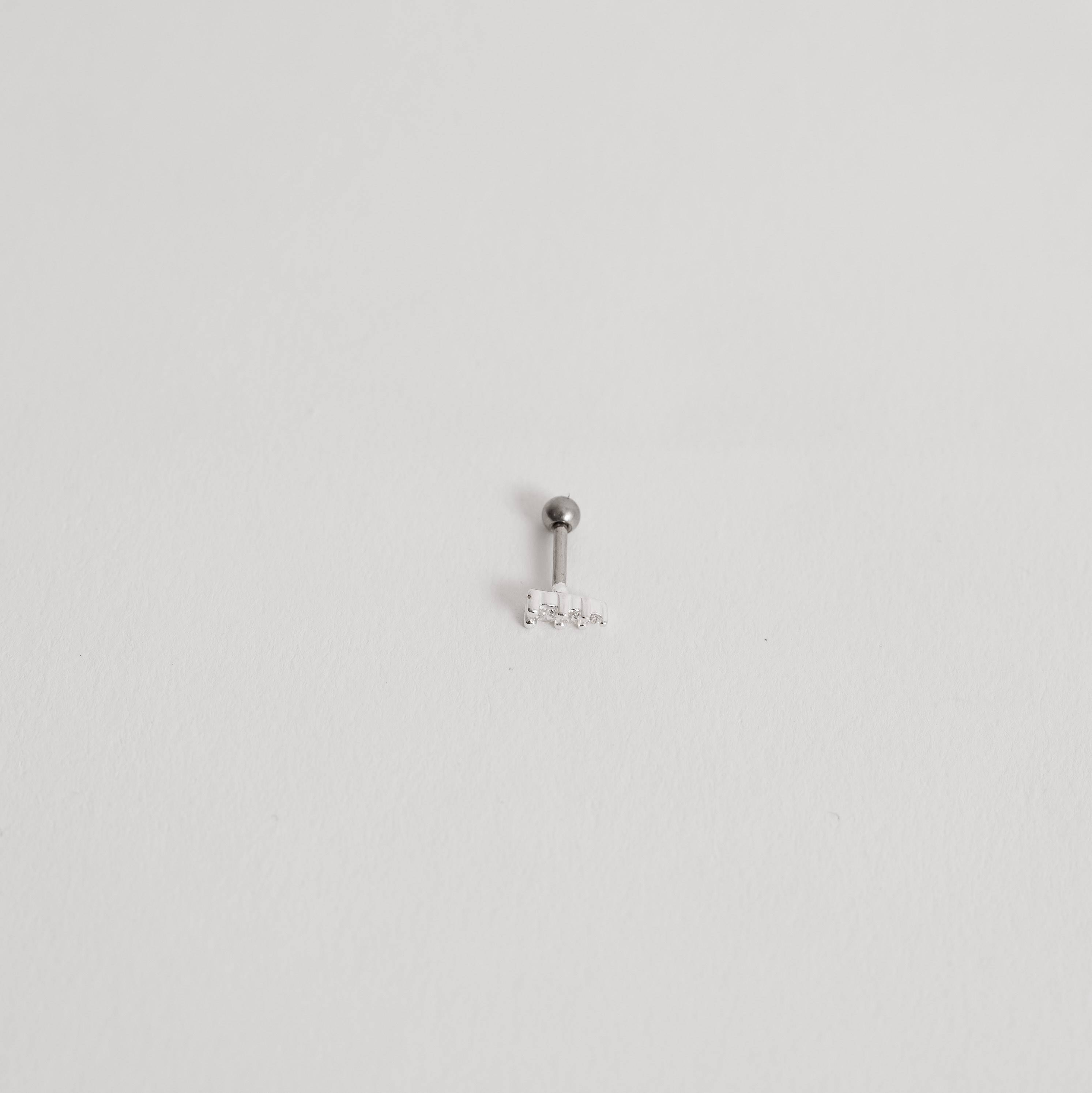 Imagem Secundária Piercing haste 3 zircônias 6mm