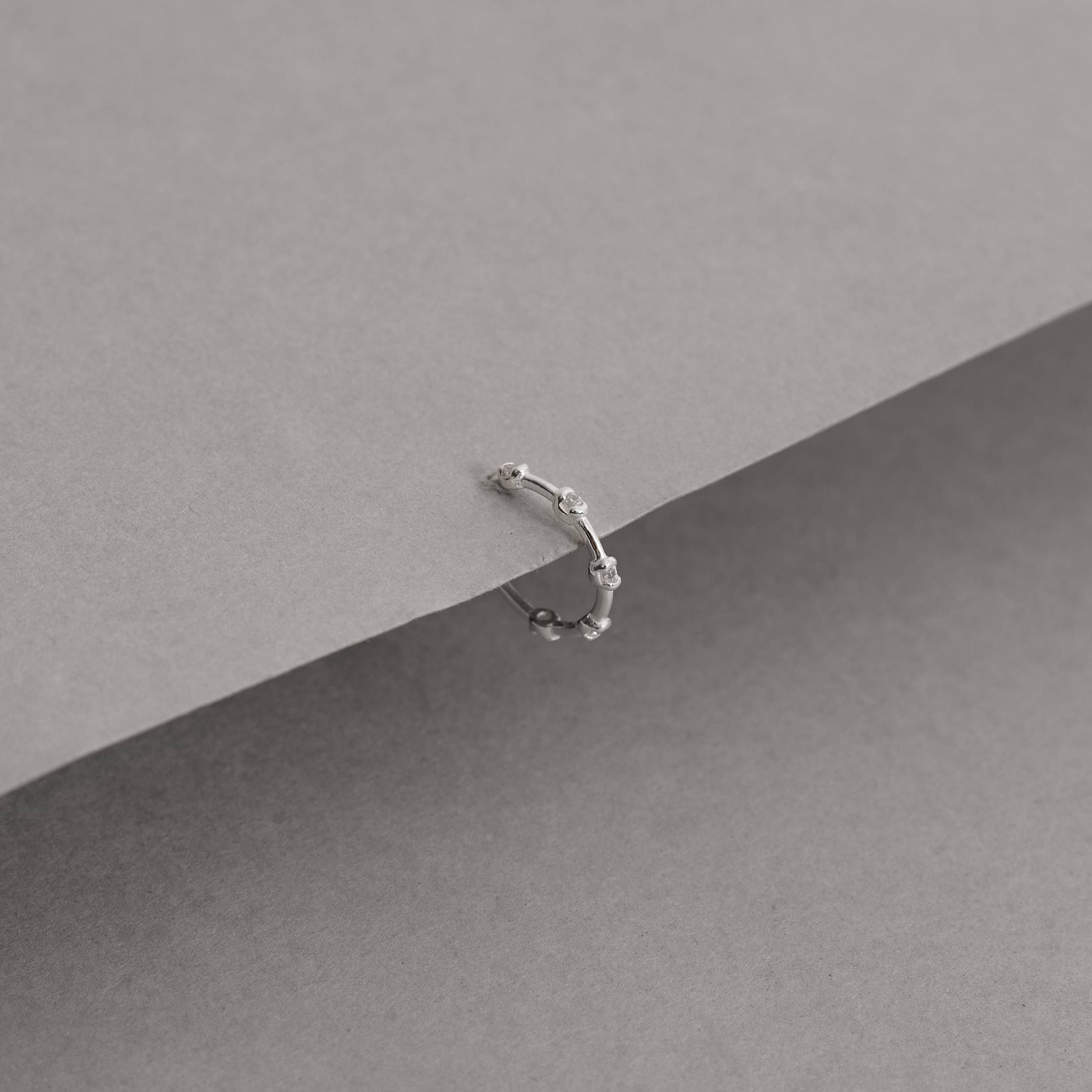 Imagem Secundária Piercing argola detalhe zircônias 11mm