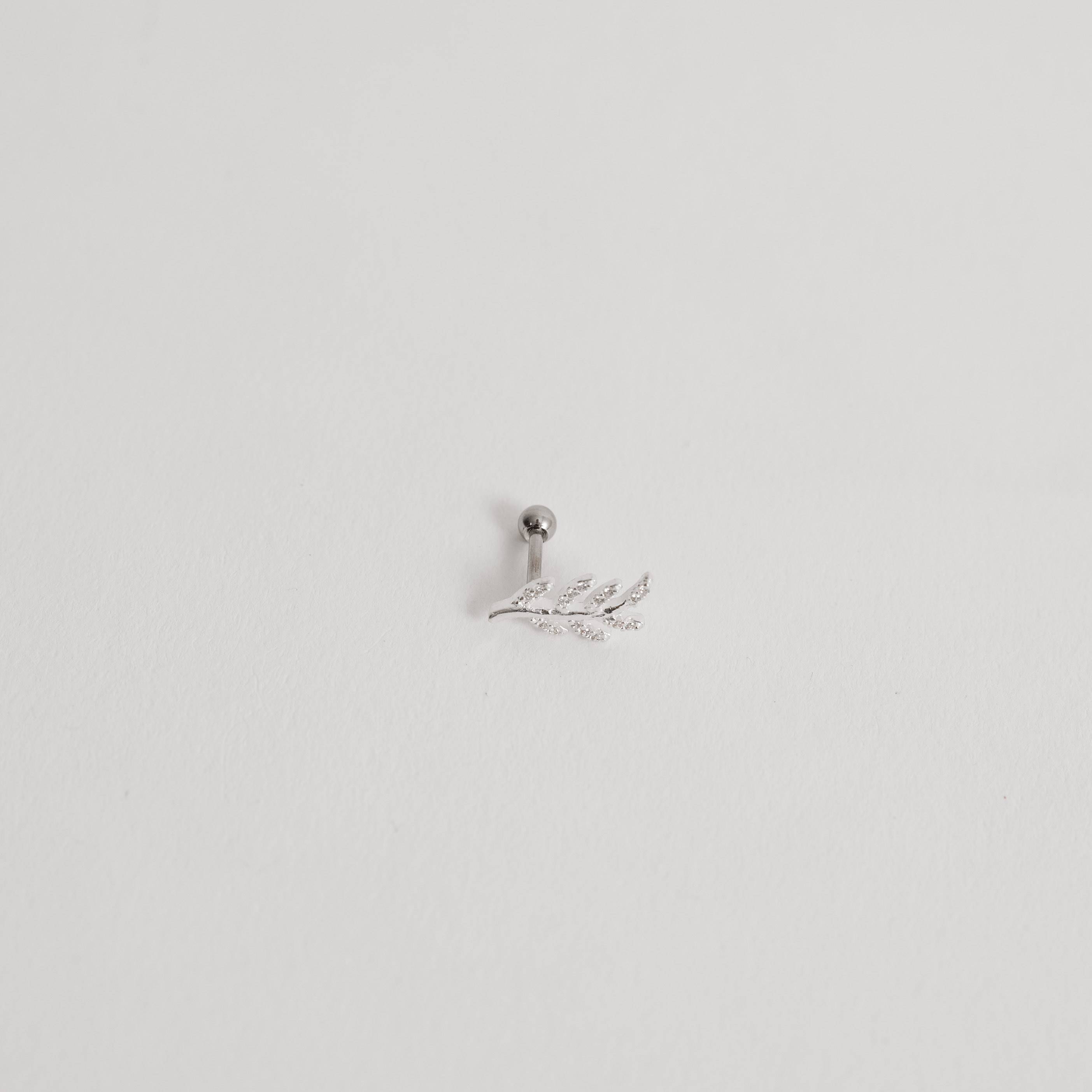 Imagem Secundária Piercing haste hera cravejada 13mm orelha esquerda