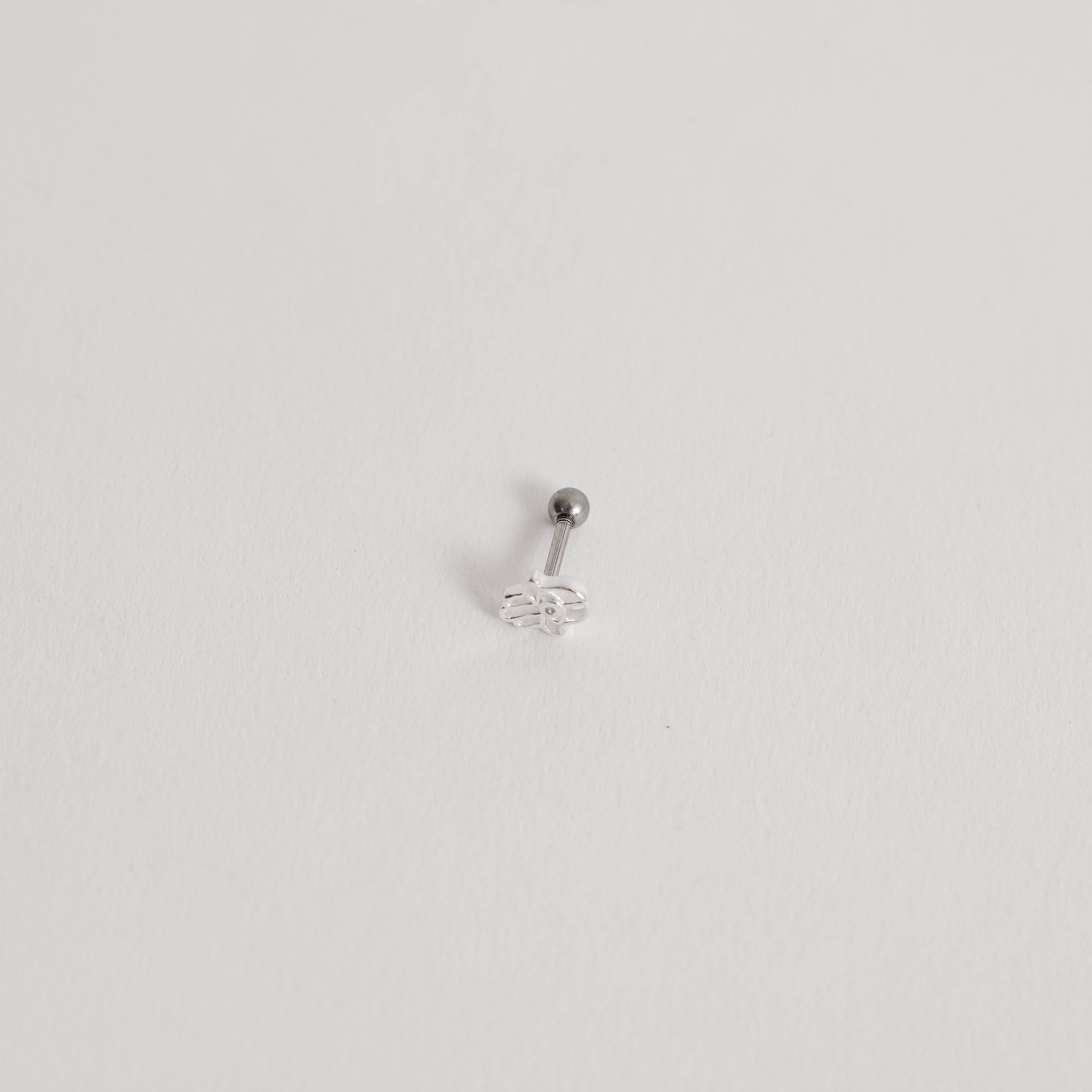 Imagem Secundária Piercing haste mão com zircônia 7mm