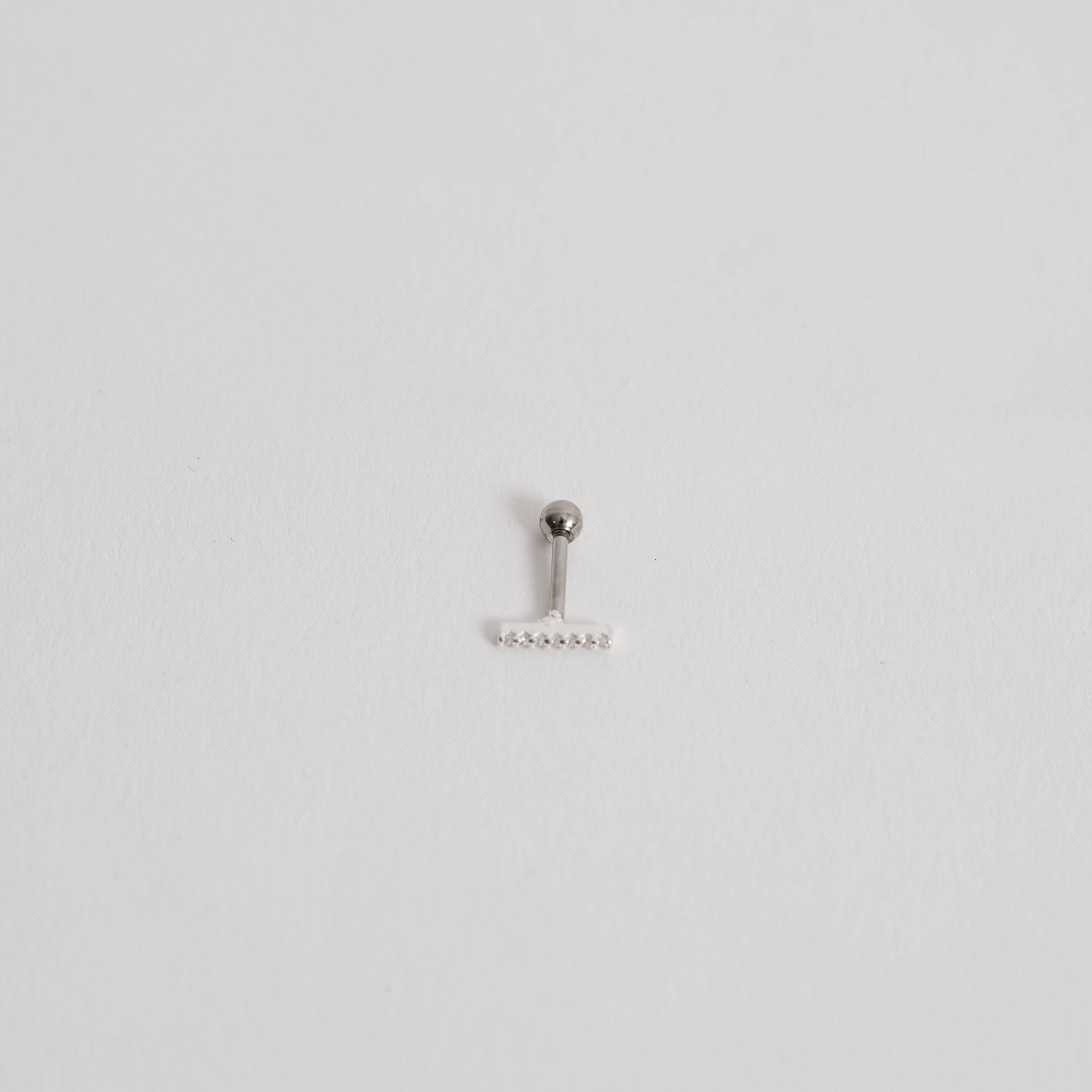 Imagem Secundária Piercing haste palito com zircônias 7mm