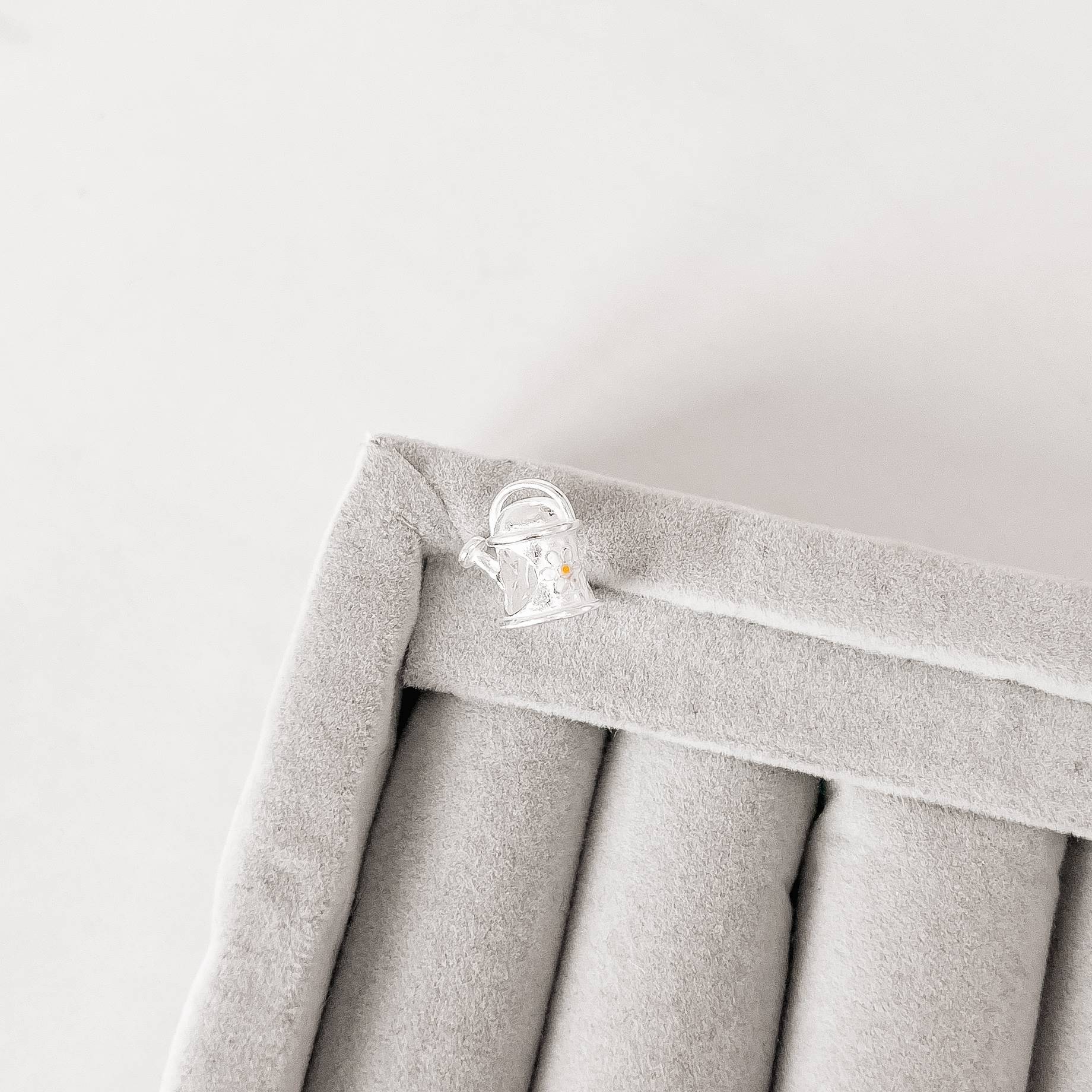 Imagem Secundária Berloque separador regador flor resina 11mm