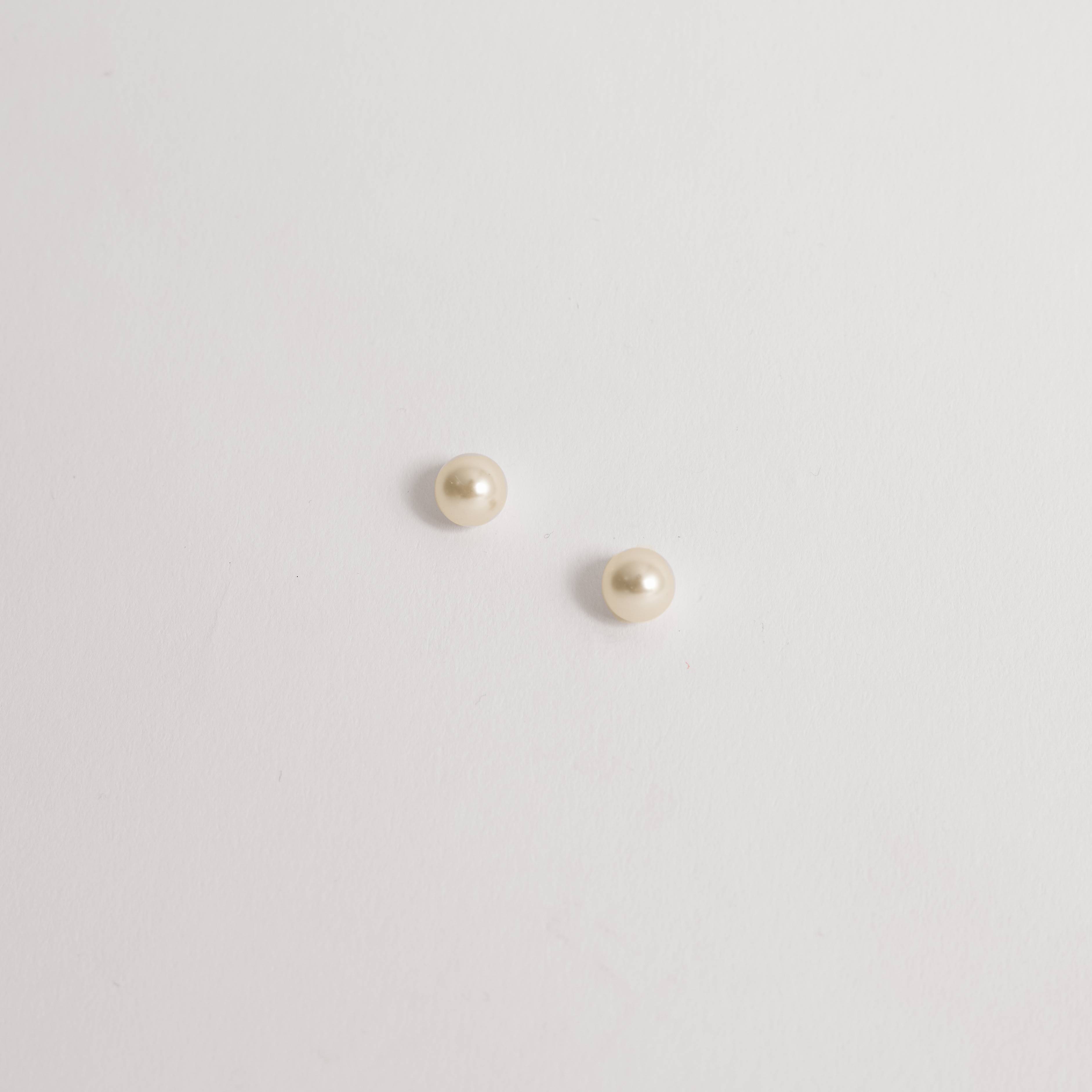 Brinco pérola redonda 8mm