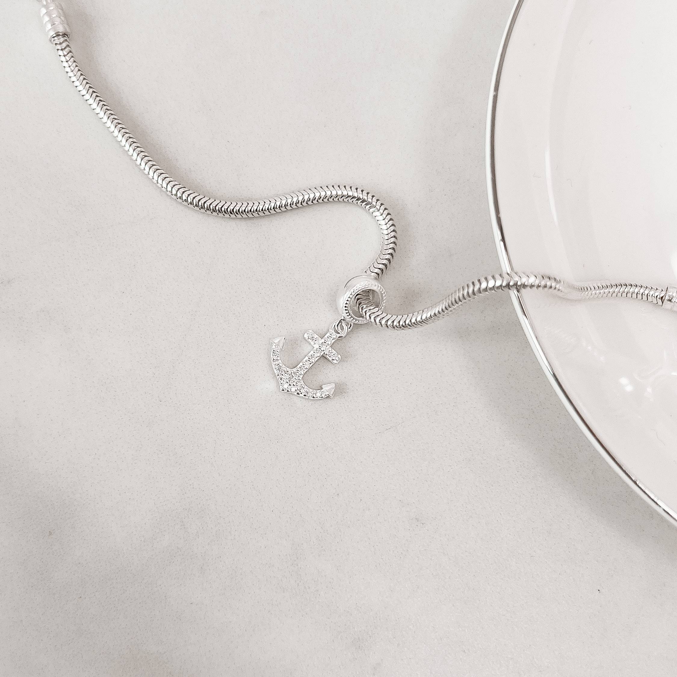 Imagem Berloque pingente âncora cravejada 14mm