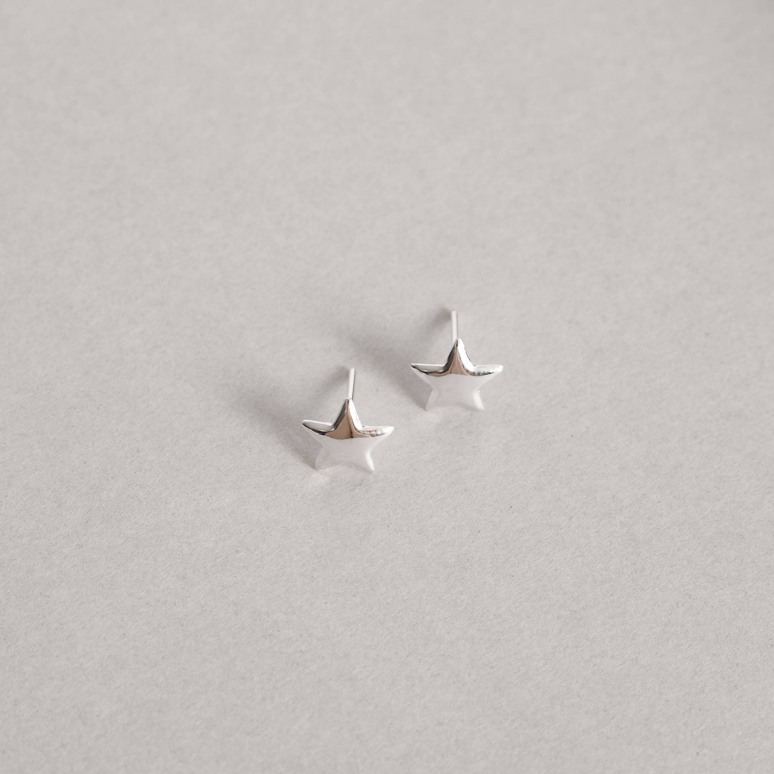 Imagem Brinco estrela 8mm