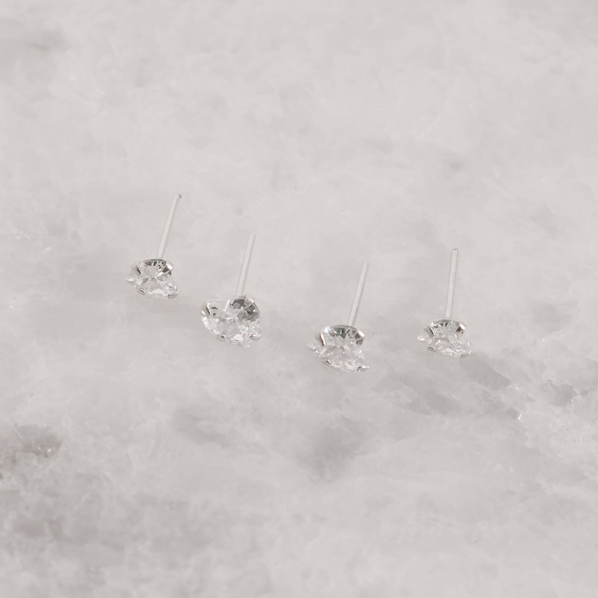 Imagem Secundária Dupla zircônias coração 5 e 6mm