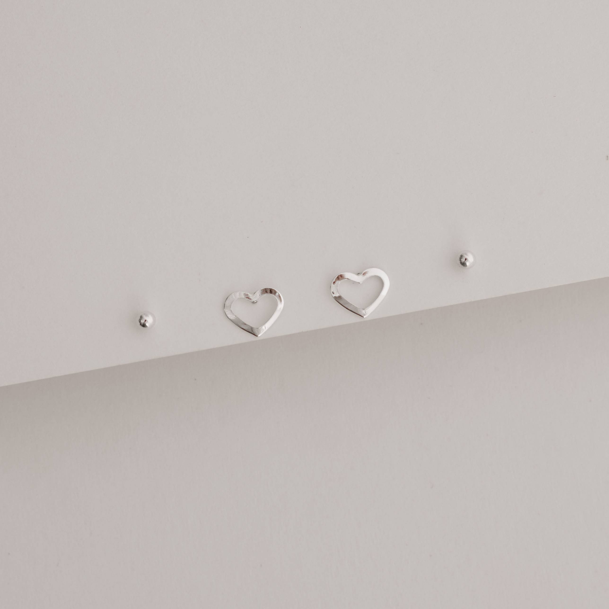 Imagem Secundária Dupla bola 2mm e coração vazado 8mm