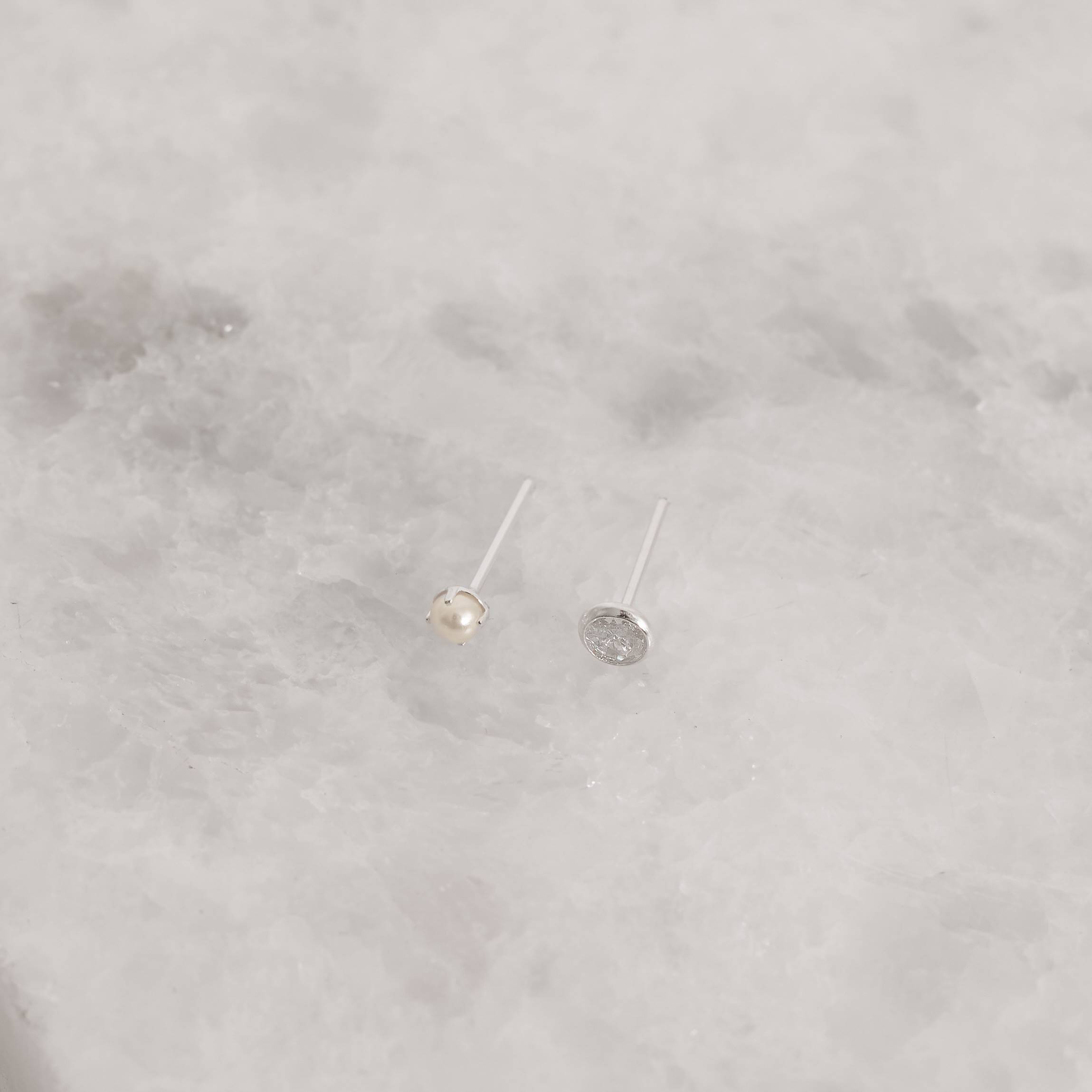 Imagem Secundária Dupla pérola 3mm e zircônia embutida 4mm