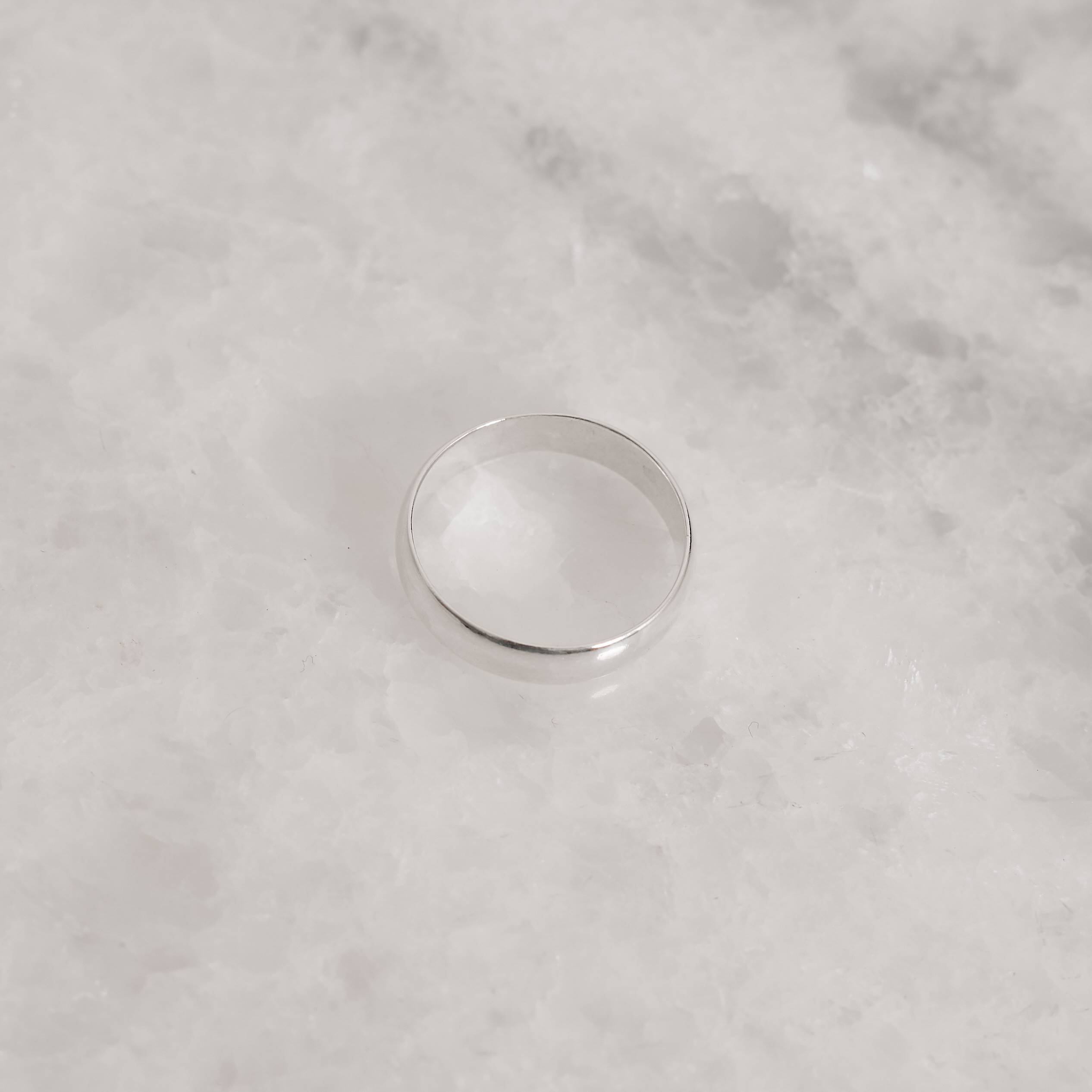 Imagem Secundária Aliança fio meia cana 4mm