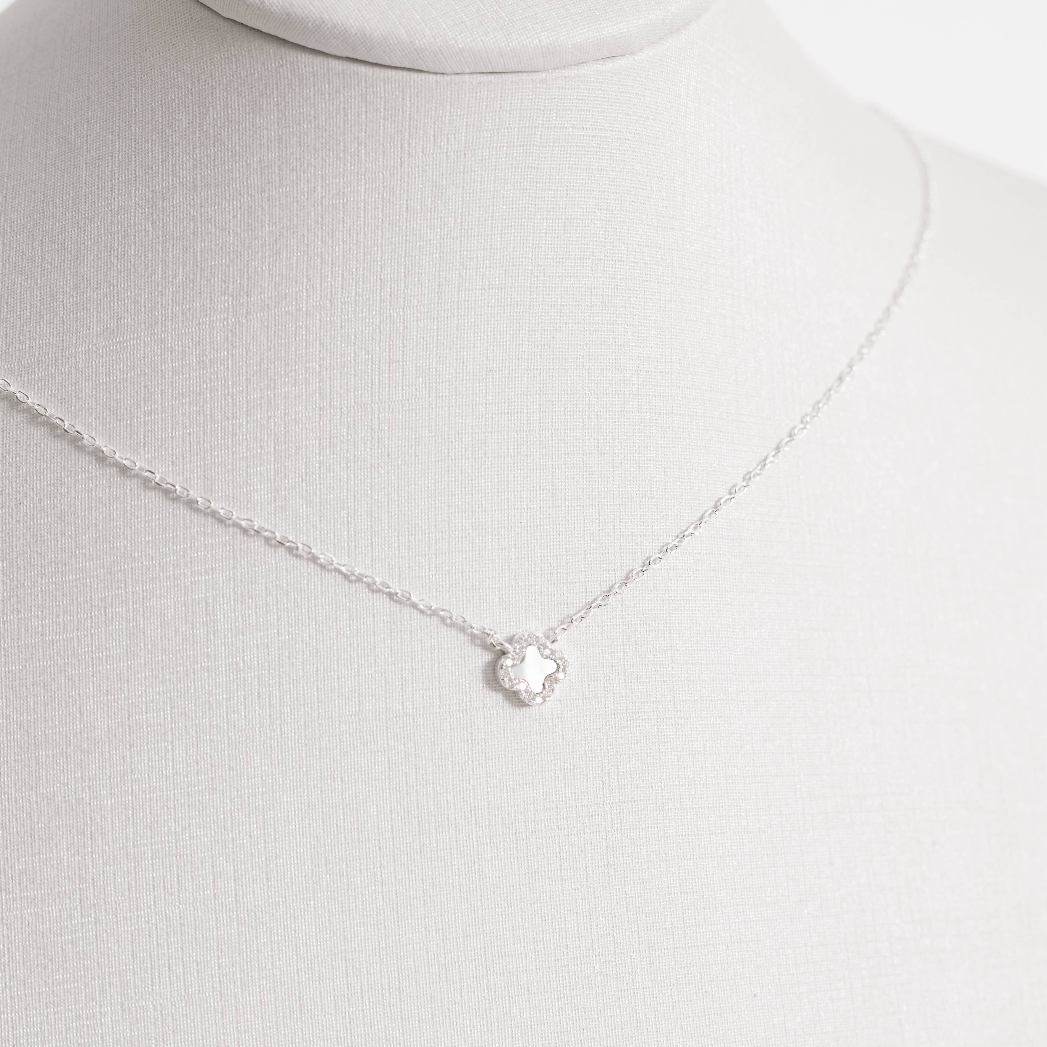 Imagem Secundária Conjunto brinco e colar trevo madrepérola com cravejado 7mm 40cm com extensor