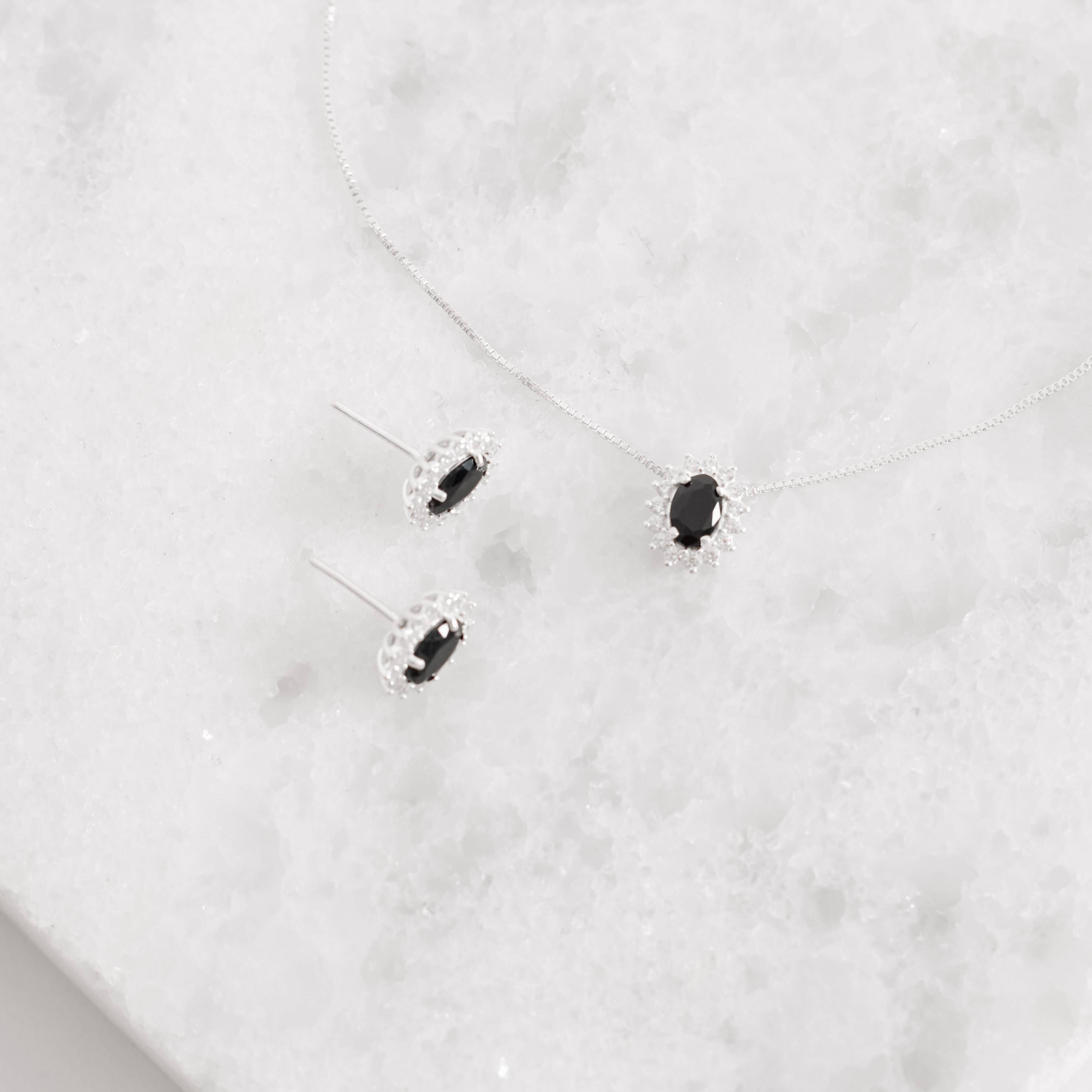 Imagem Conjunto brinco e colar zircônia oval ônix com cravejado 10mm 45cm