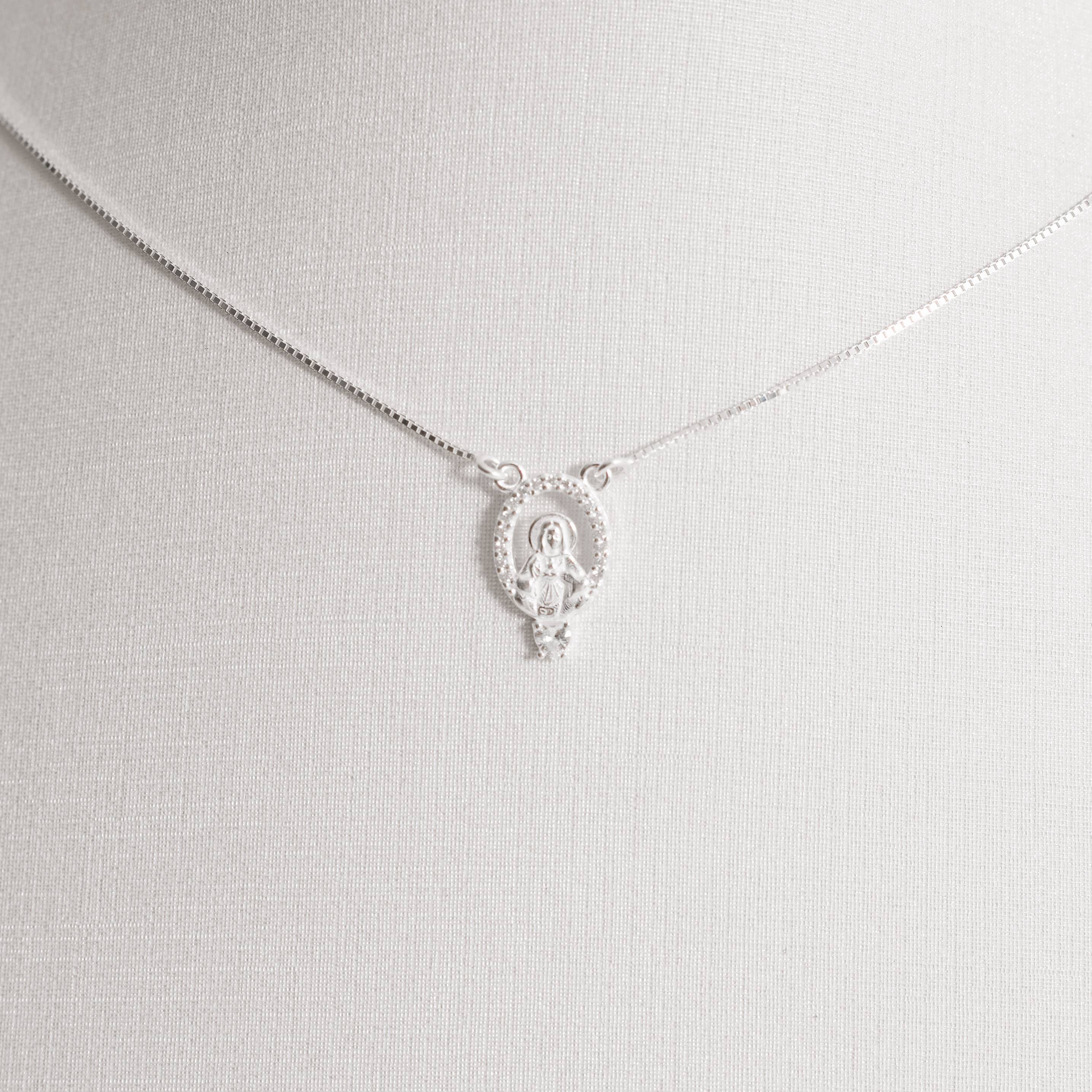 Imagem Secundária Escapulário Sagrado Coração vazado cravejado detalhe zircônia coração v15 60cm