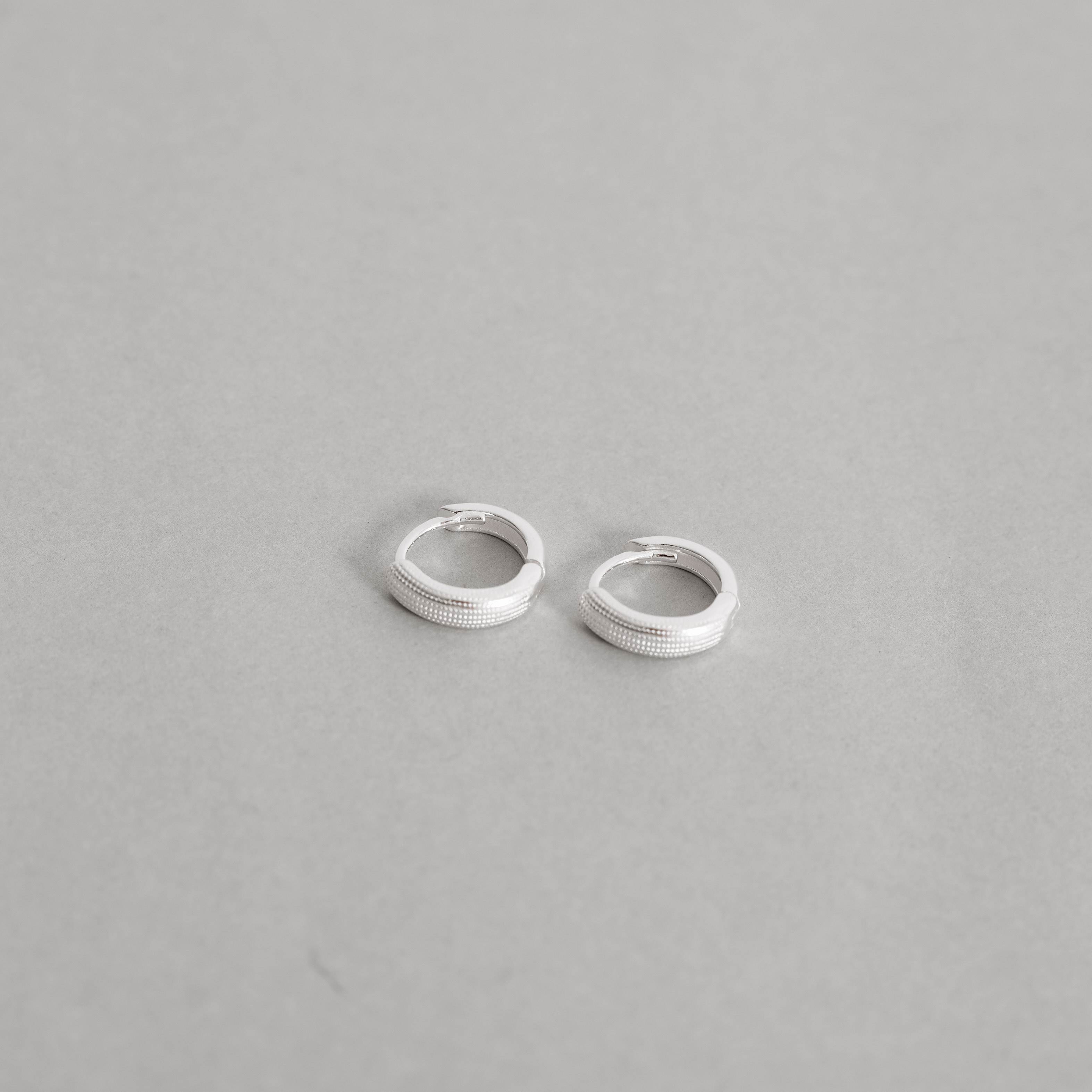 Imagem Secundária Argola click texturizada 12mm 