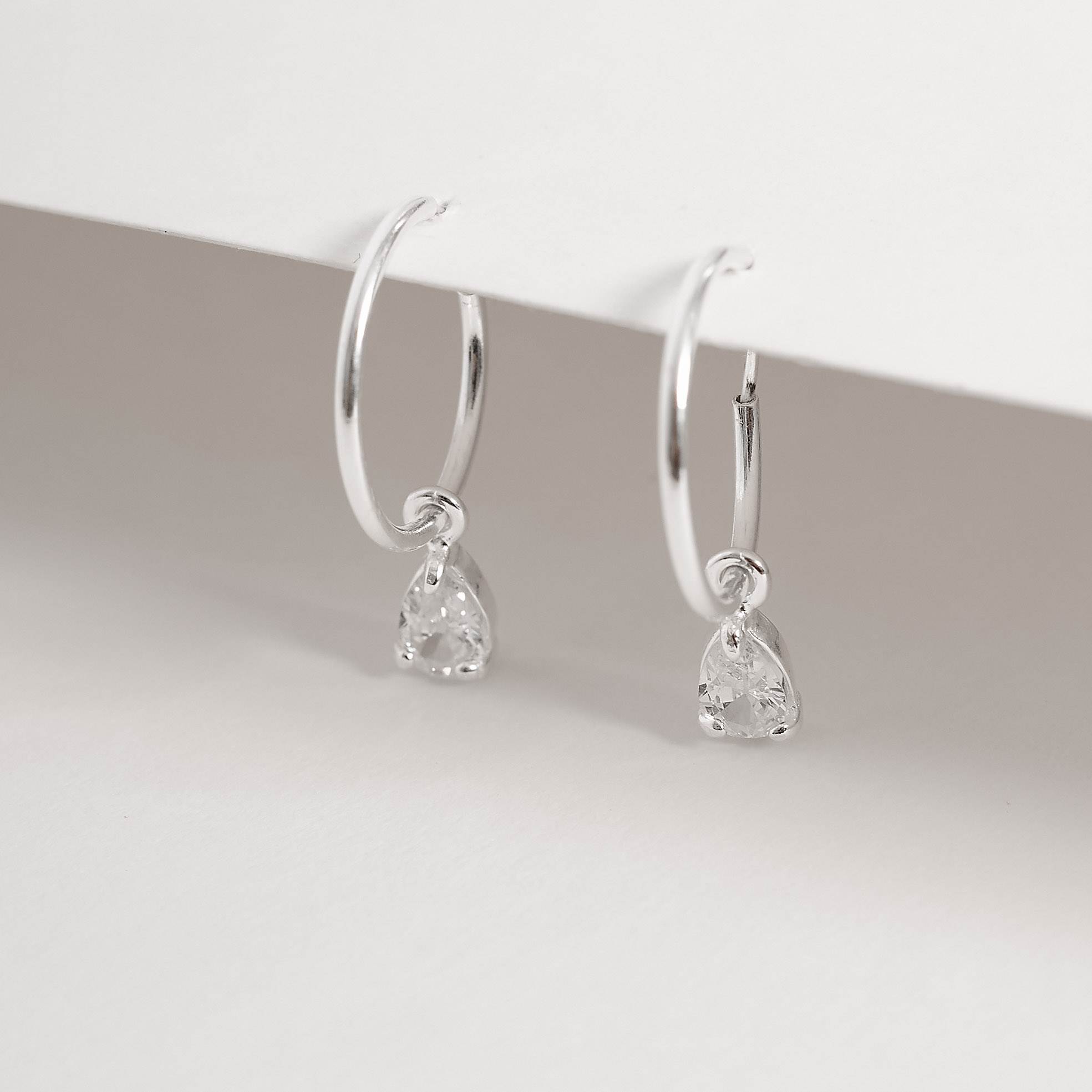 Imagem Argola 15mm pingente zircônia gota cristal