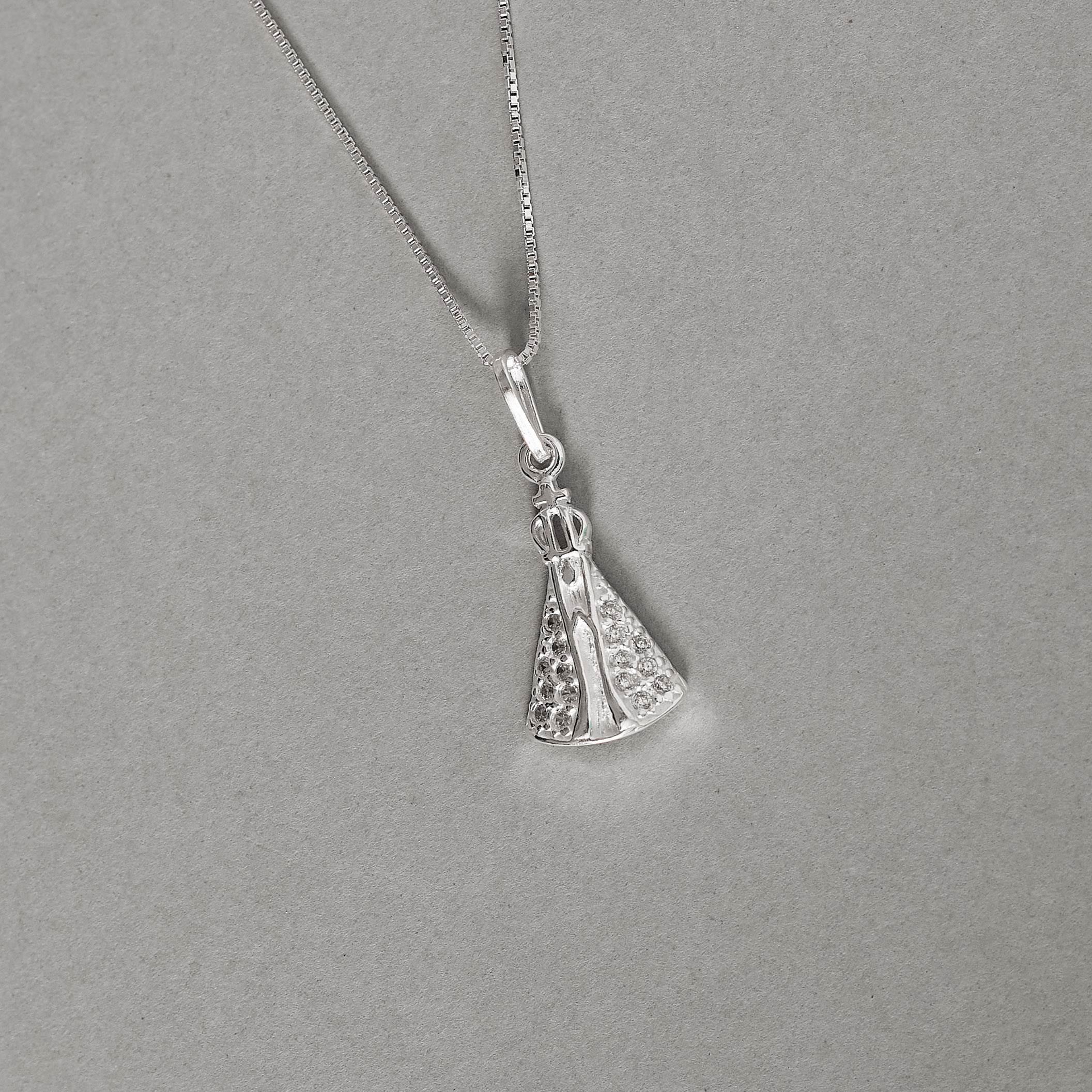 Imagem Colar pingente Nsa. Sra. Aparecida com cravejado 17mm 45cm