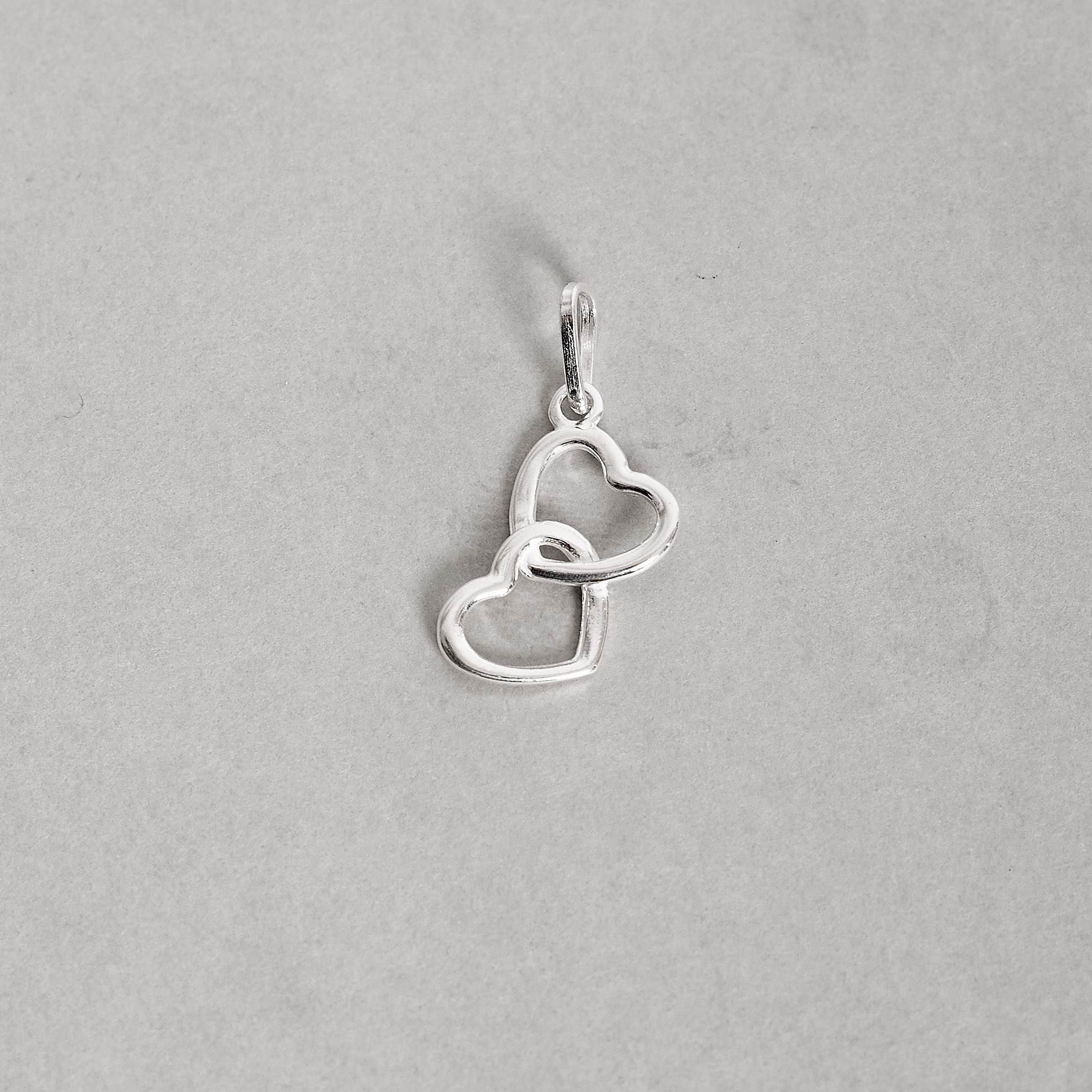 Imagem Pingente dois corações vazados 15mm