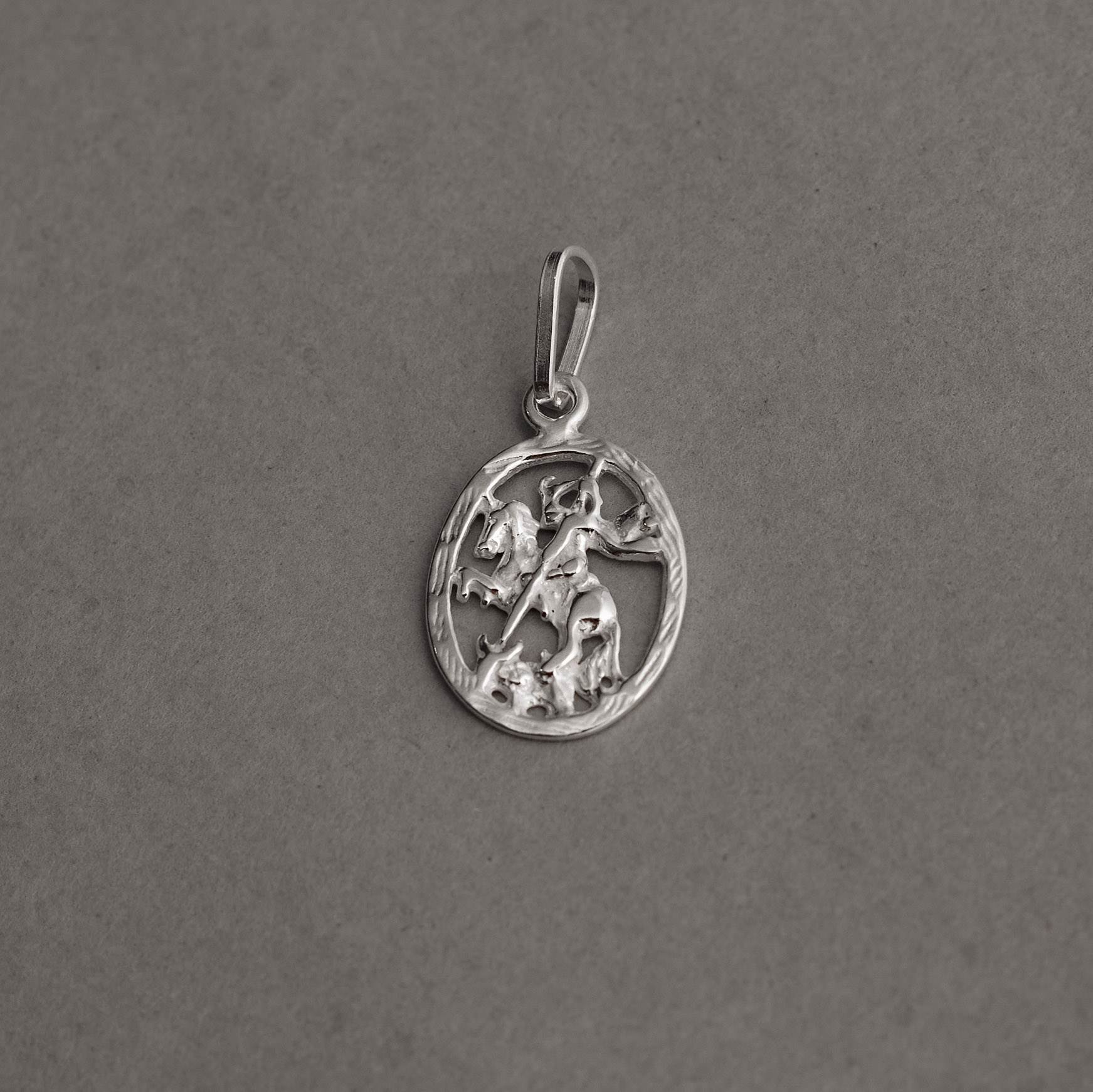 Imagem Secundária Pingente medalha São Jorge desenhada 14mm