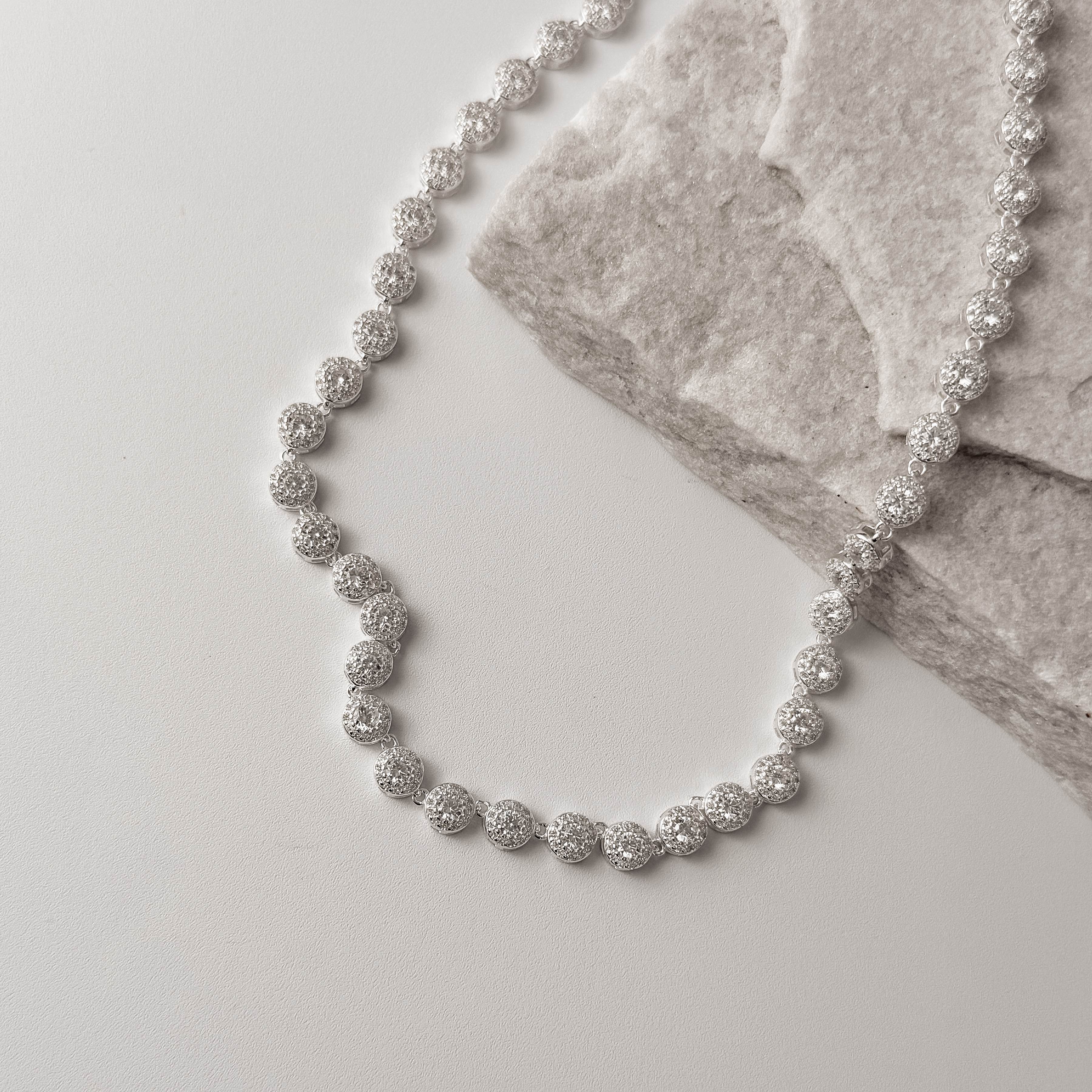 Imagem Colar entremeios zircônias redonda com cravejado 5.9 40+5cm