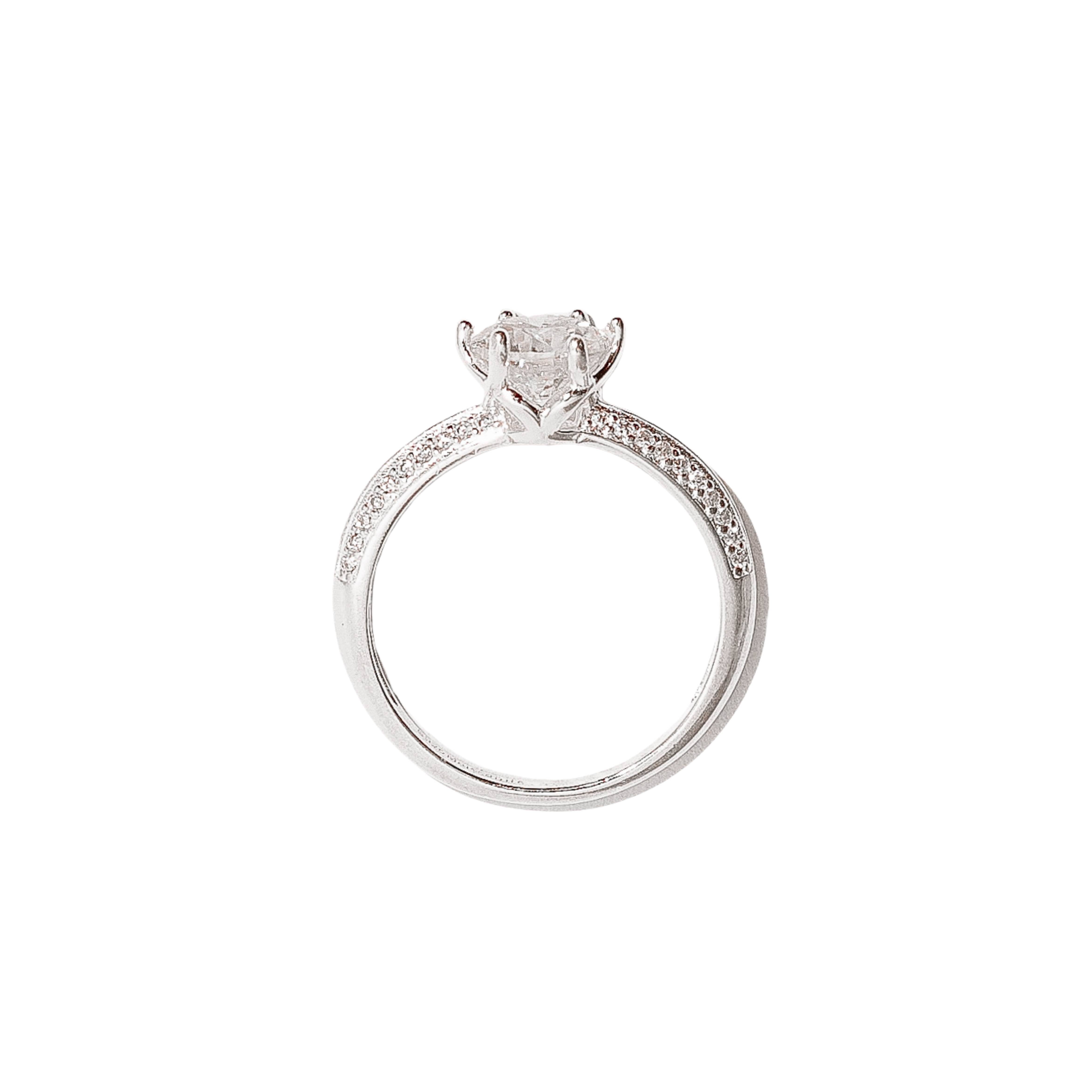 Imagem Anel solitário moissanite 7mm com duplo cravejado