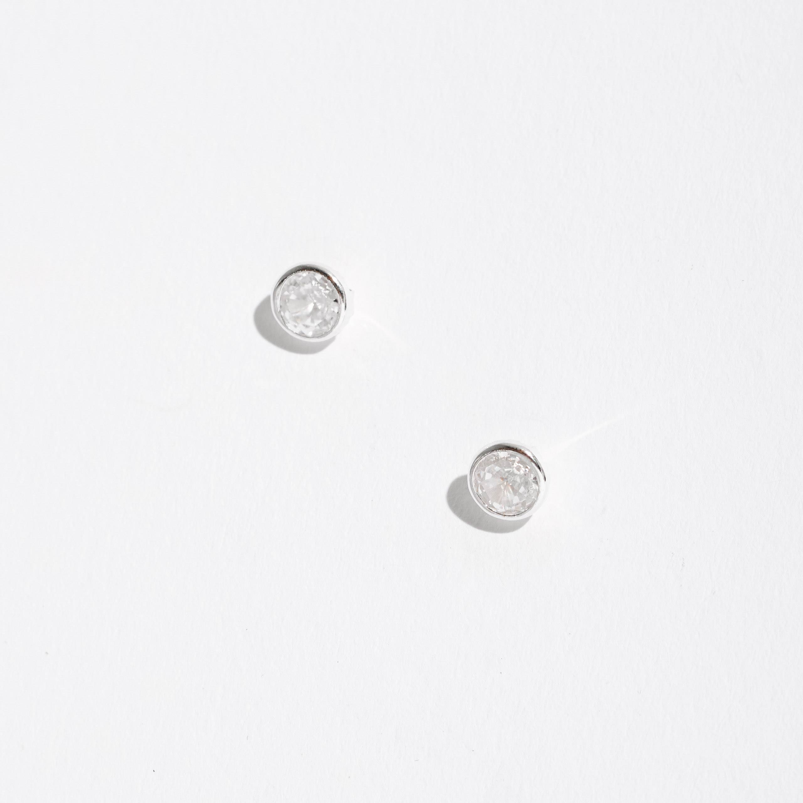 Imagem Secundária Conjunto brinco e colar zircônia redonda embutida 6mm 40cm