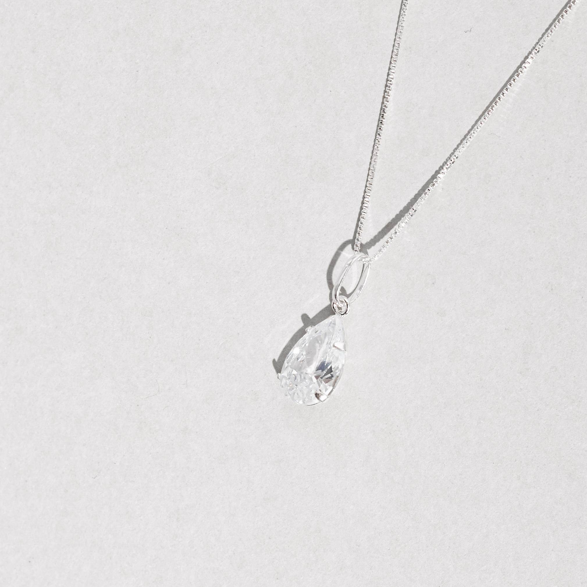 Imagem Secundária Colar pingente zircônia gota cristal 12mm 45cm