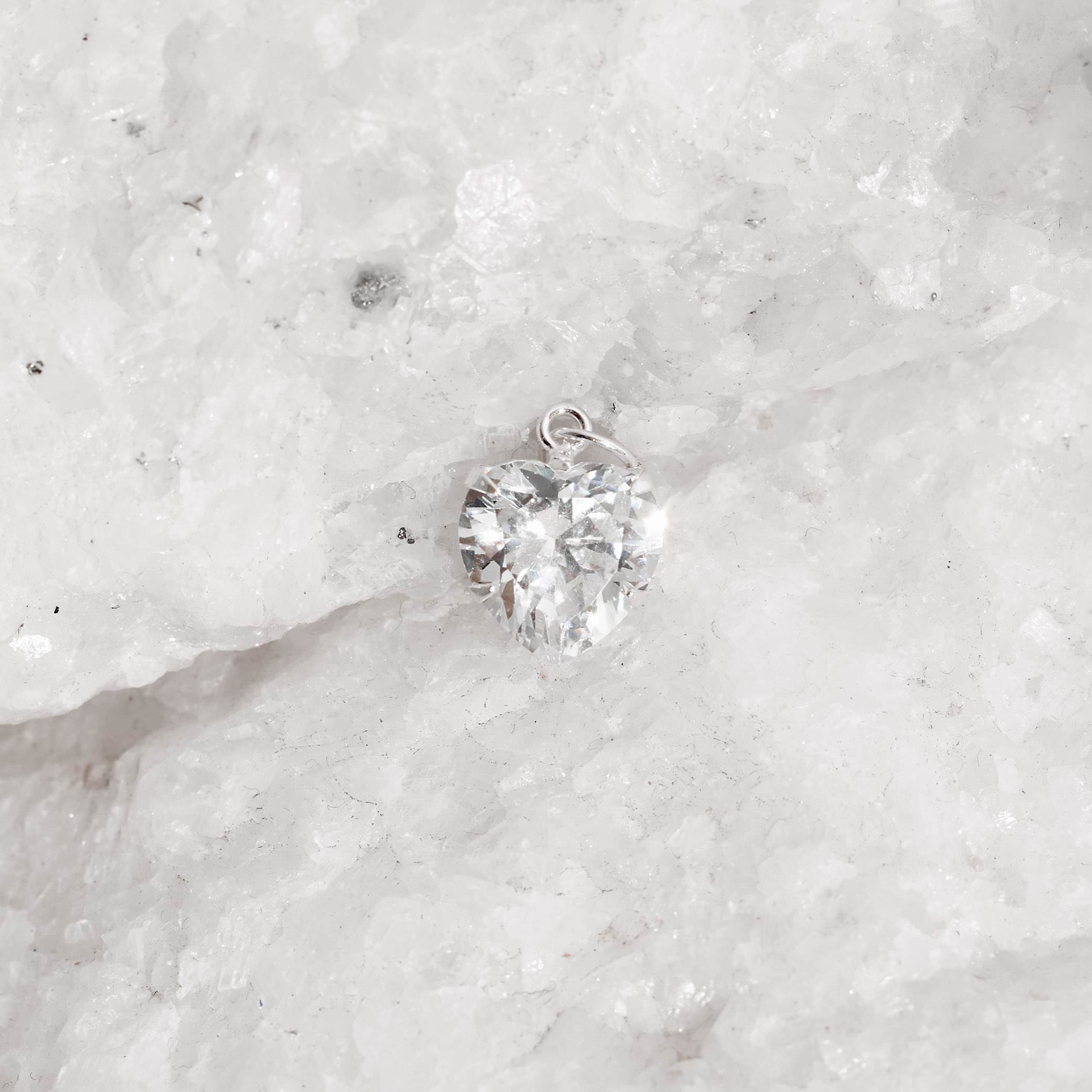 Imagem Secundária Pingente zircônia coração 10mm