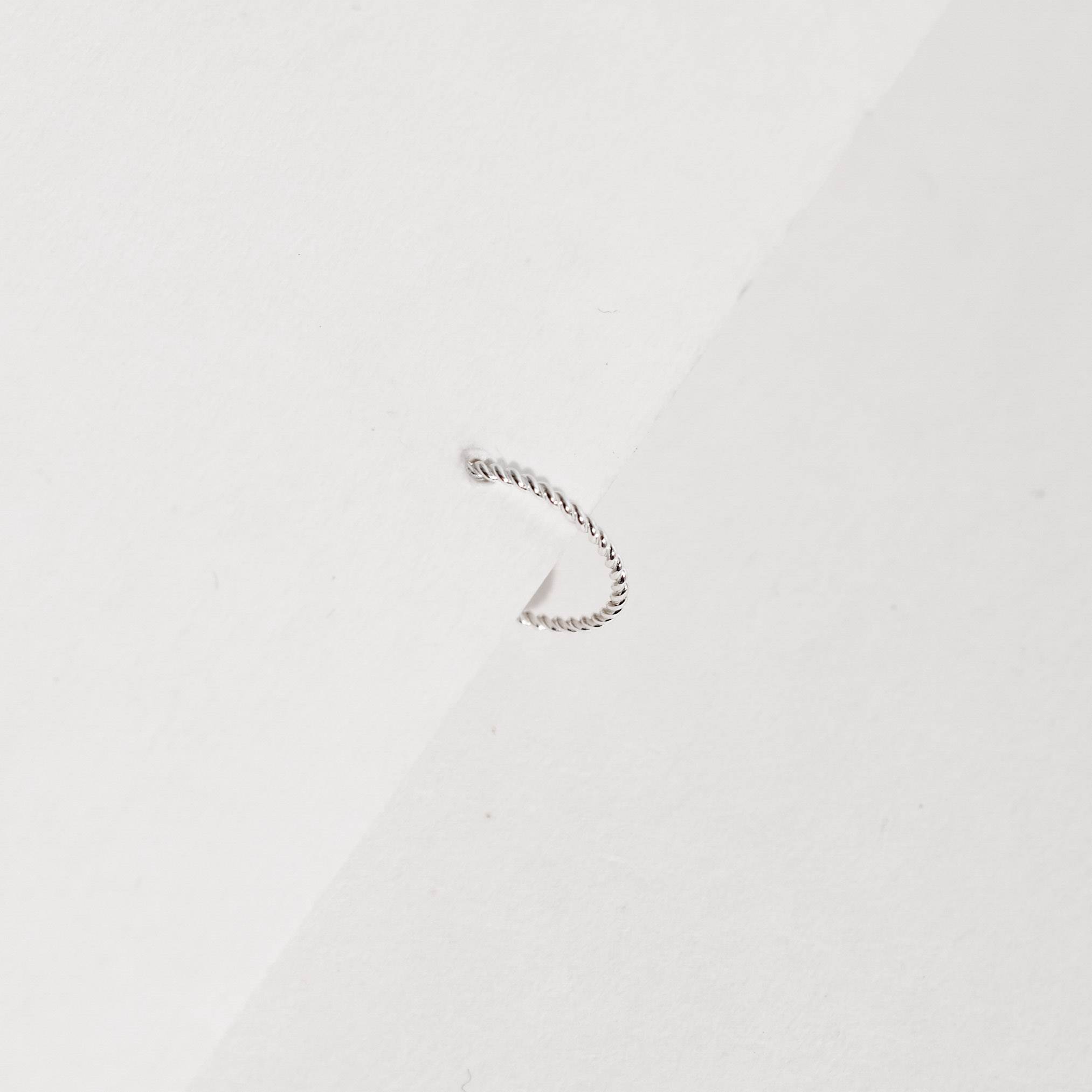 Imagem Piercing nariz argola torcida 11mm