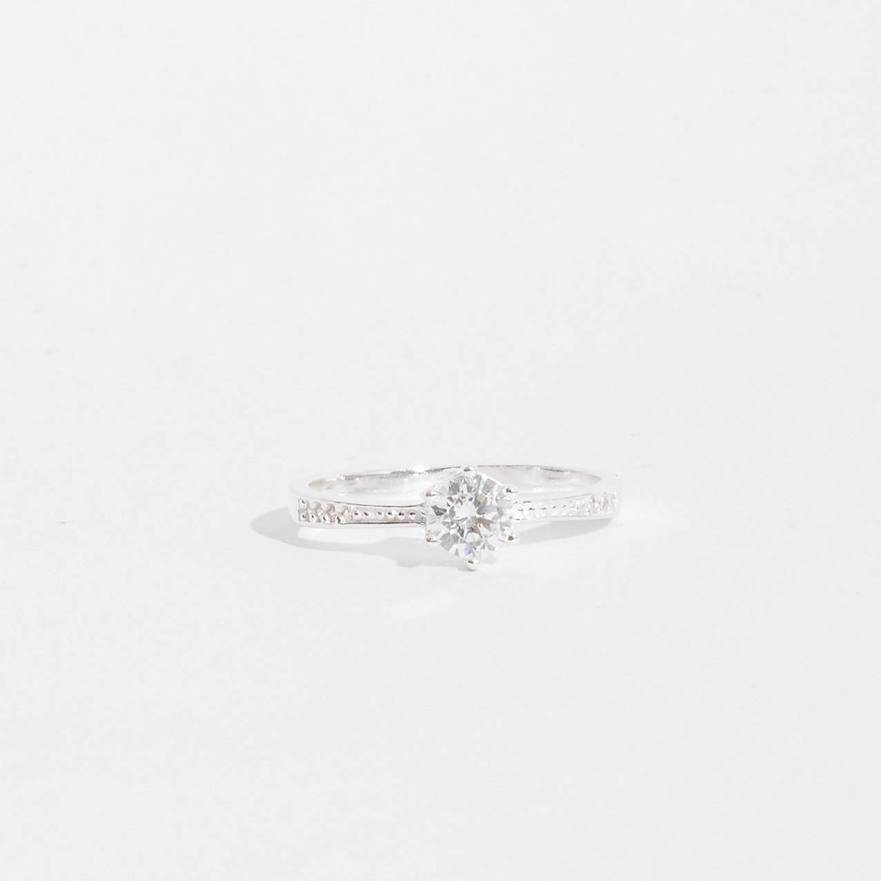 Imagem Anel solitário 5mm com cravejado