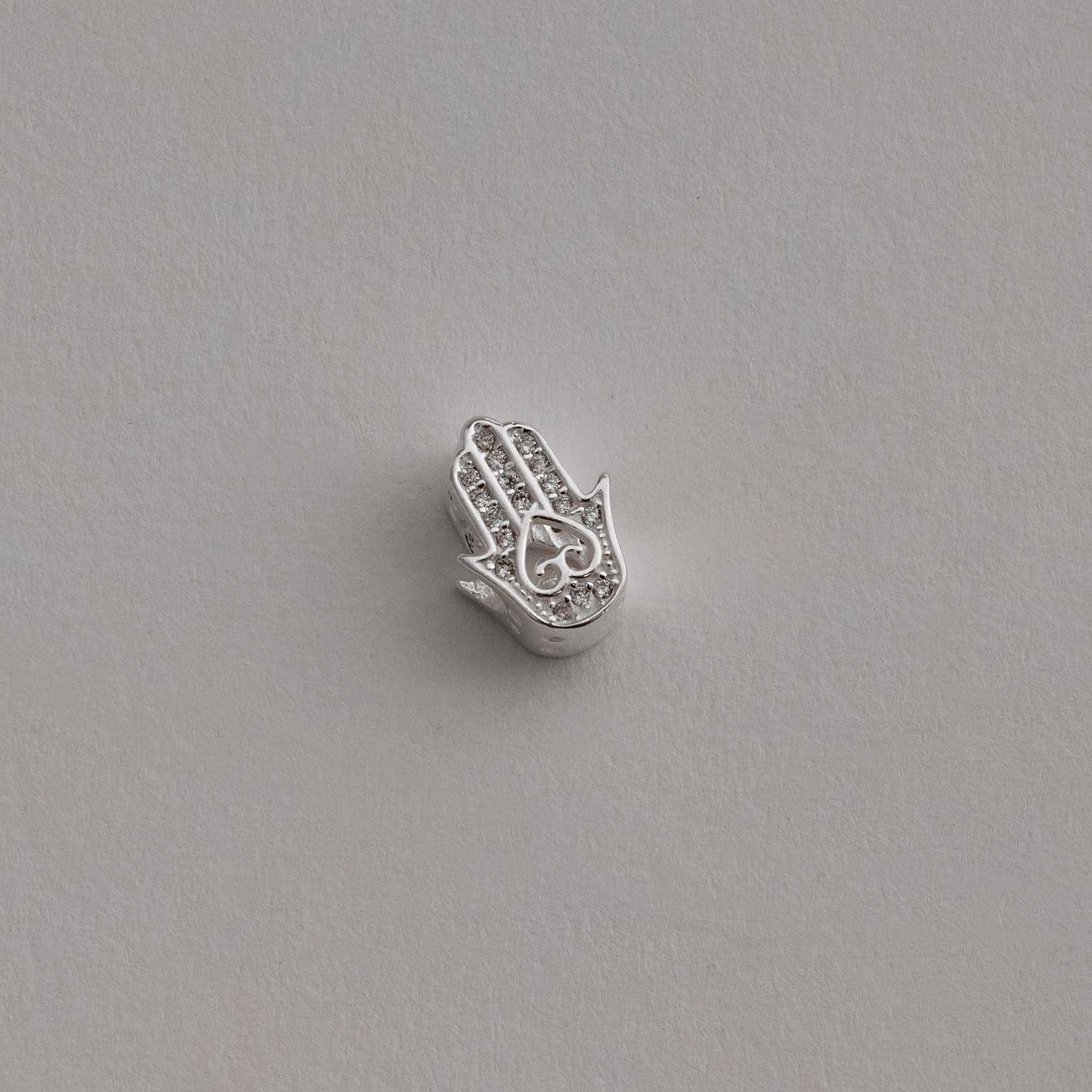 Berloque separador mão cravejada 12mm