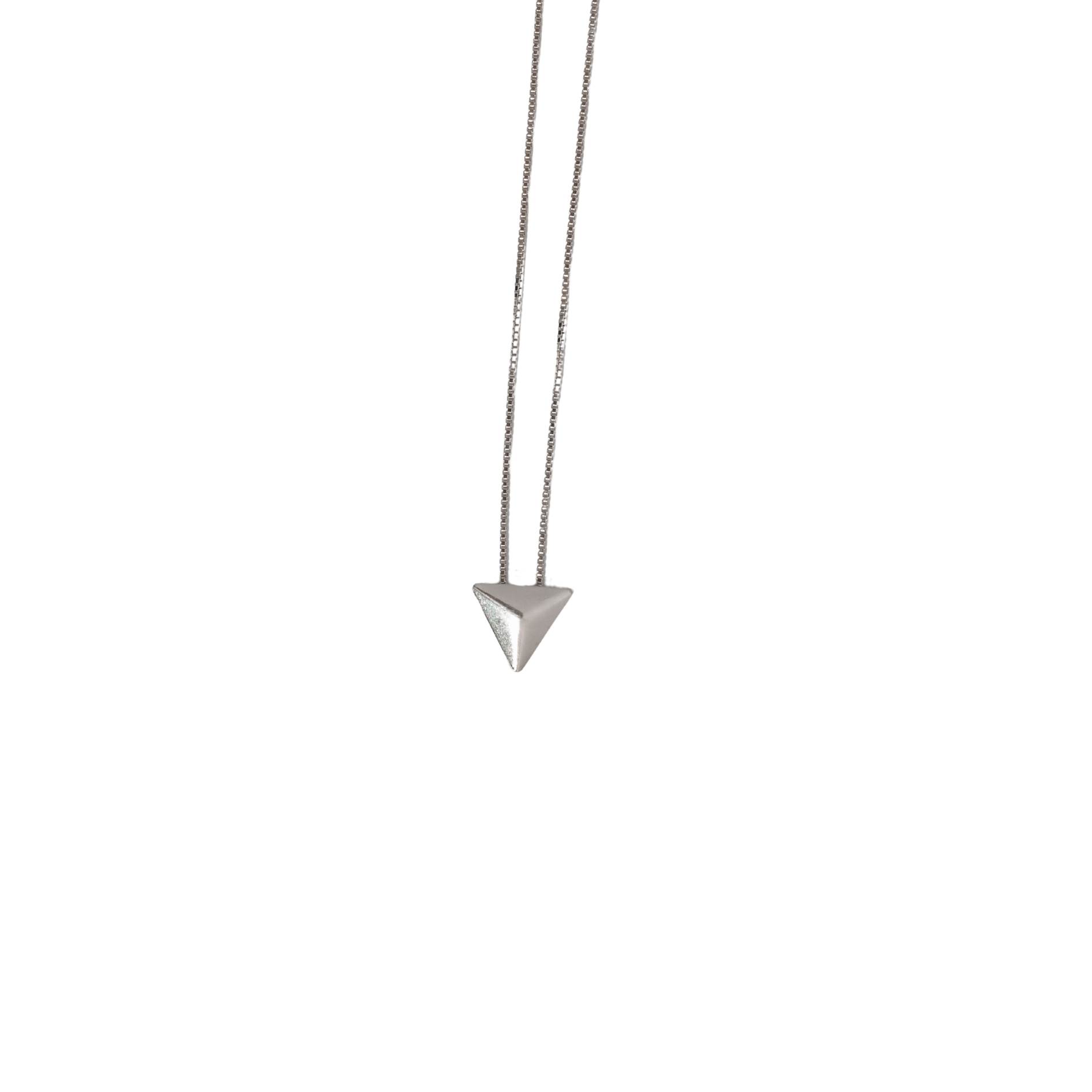 Colar triângulo invertido 9mm 45cm