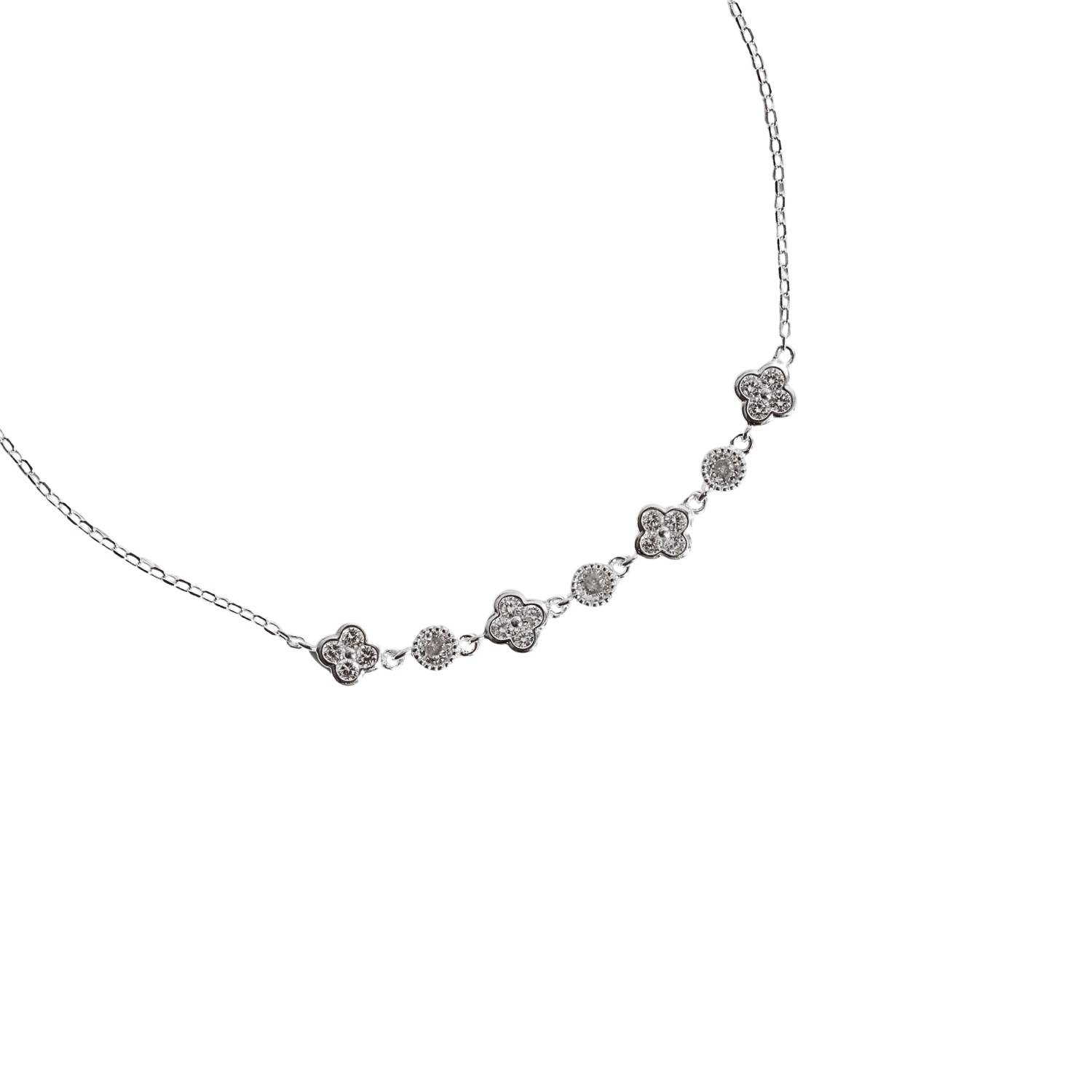 Colar entremeios trevo cravejado e zircônia corrente cadeado 40+5cm