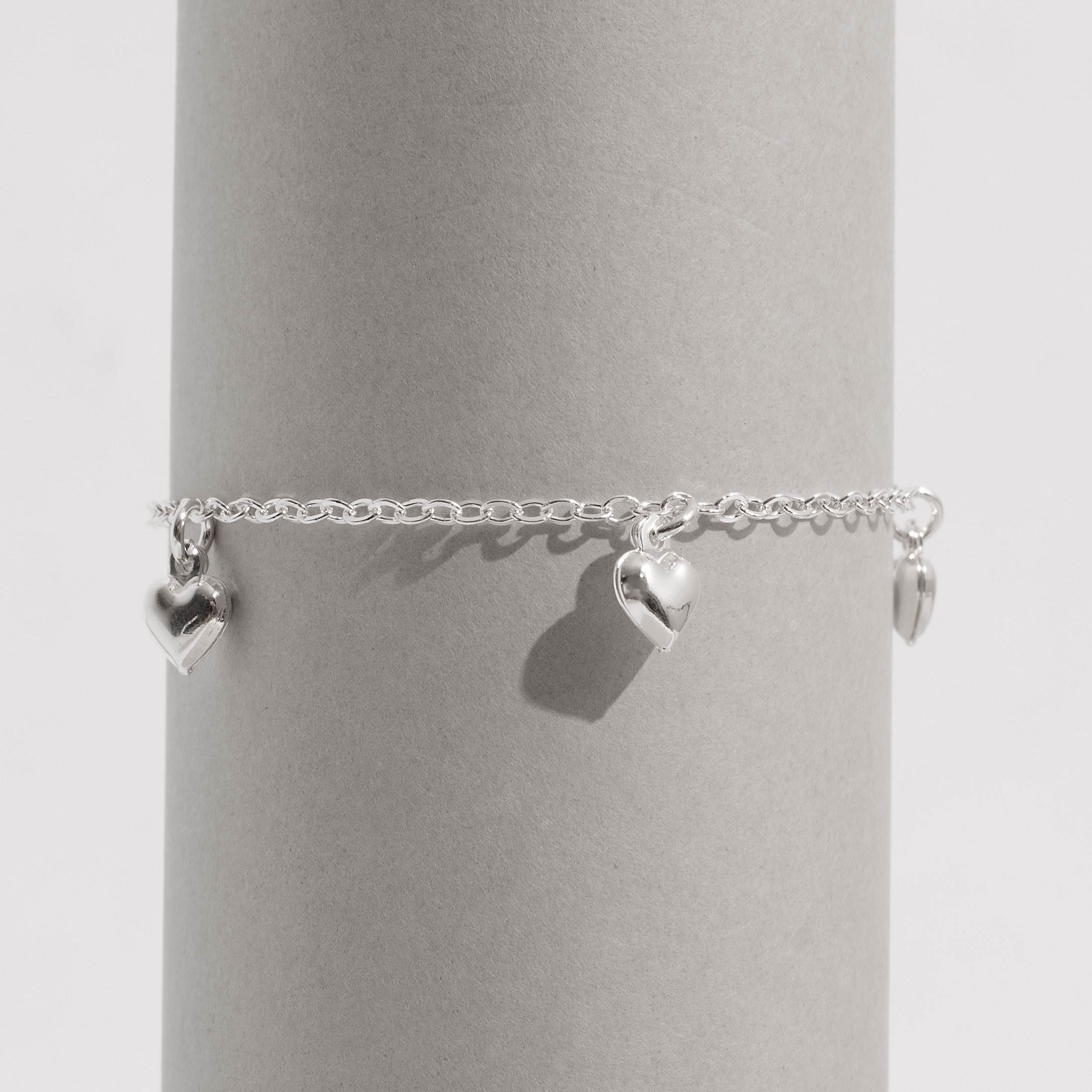 Imagem Secundária Pulseira pingentes corações 6mm 19cm