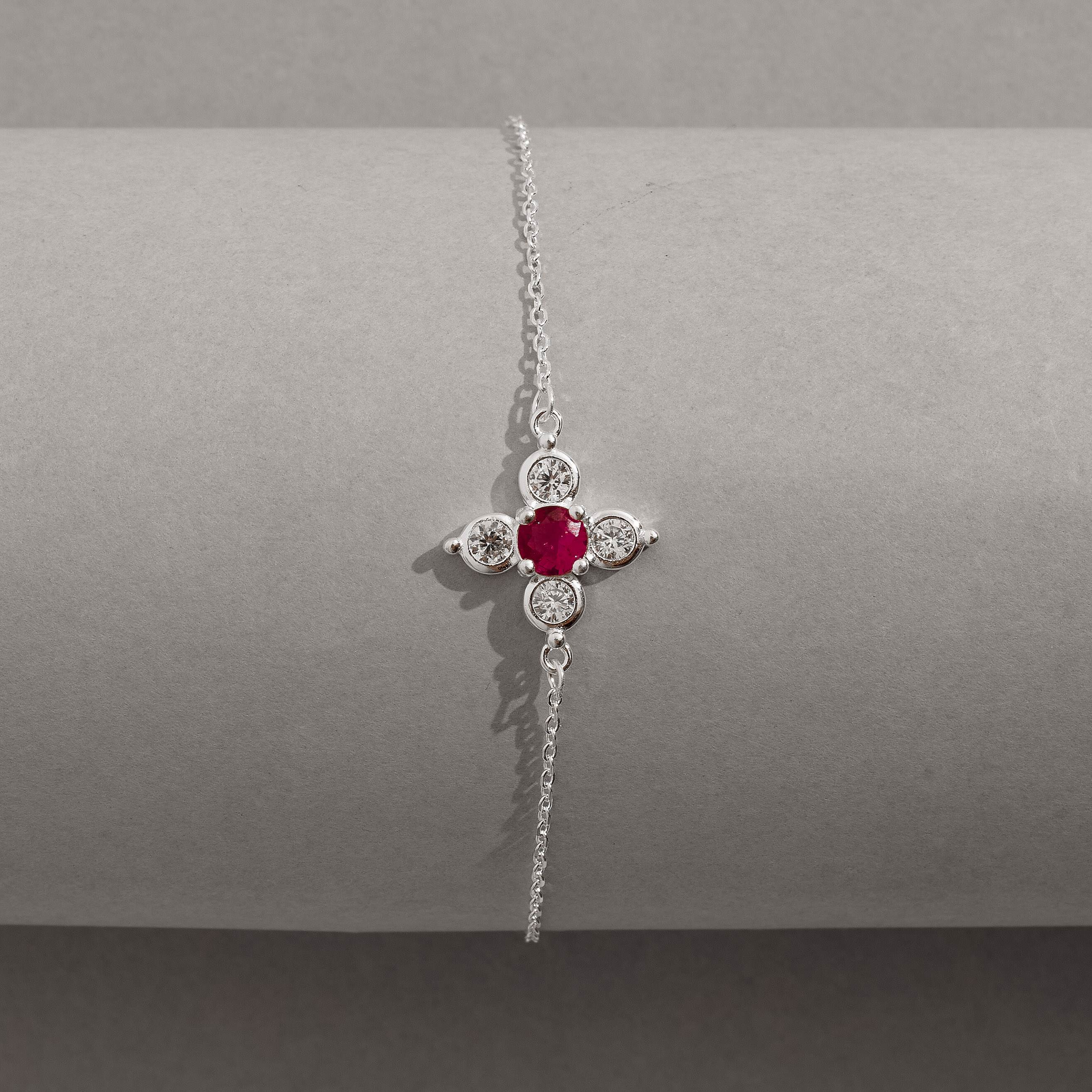Pulseira entremeio flor com zircônias cristal e cereja 14mm