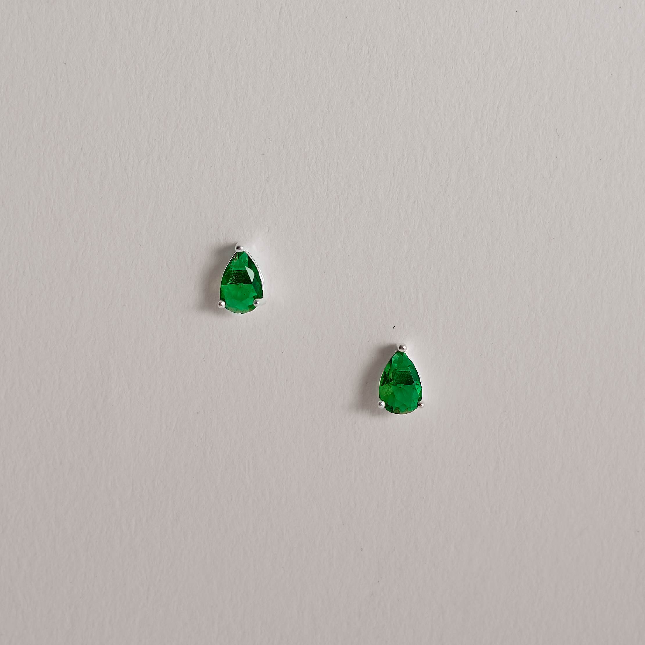Imagem Secundária Conjunto brinco e colar zircônia gota esmeralda 6x4mm 40cm
