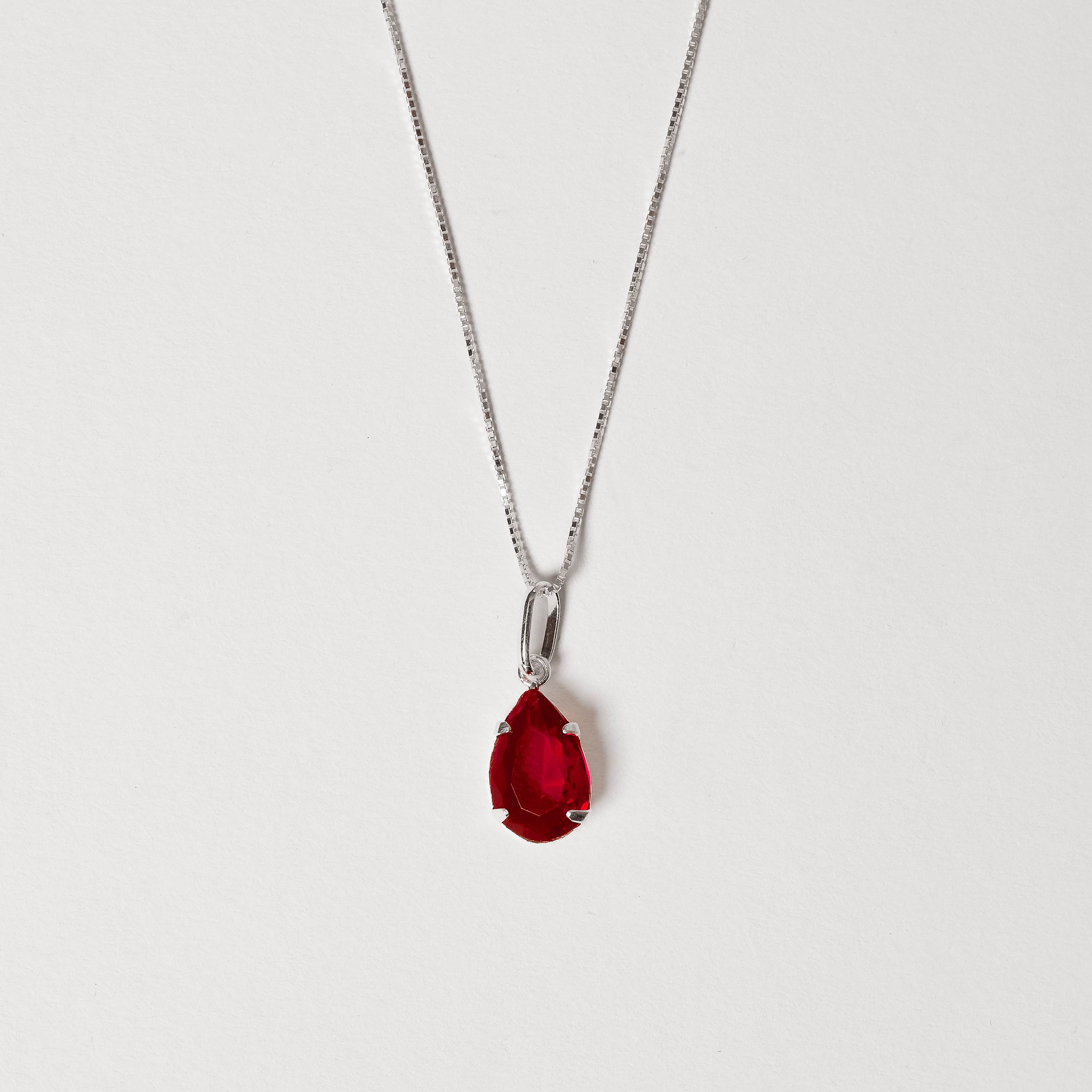 Imagem Colar pingente zircônia gota vermelha 12mm 45cm