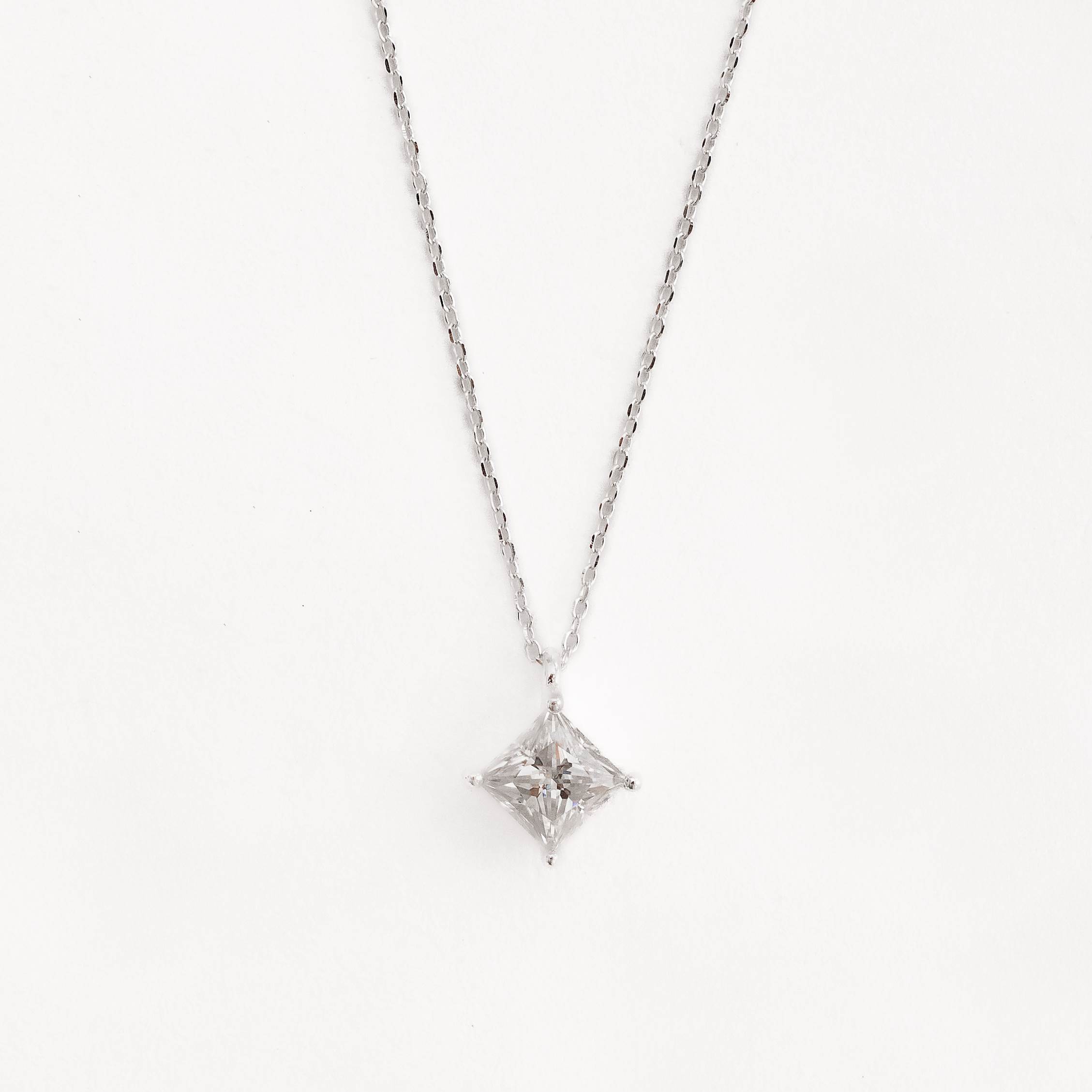 Imagem Colar pingente moissanite losango cristal 6mm corrente cadeado 40+5cm