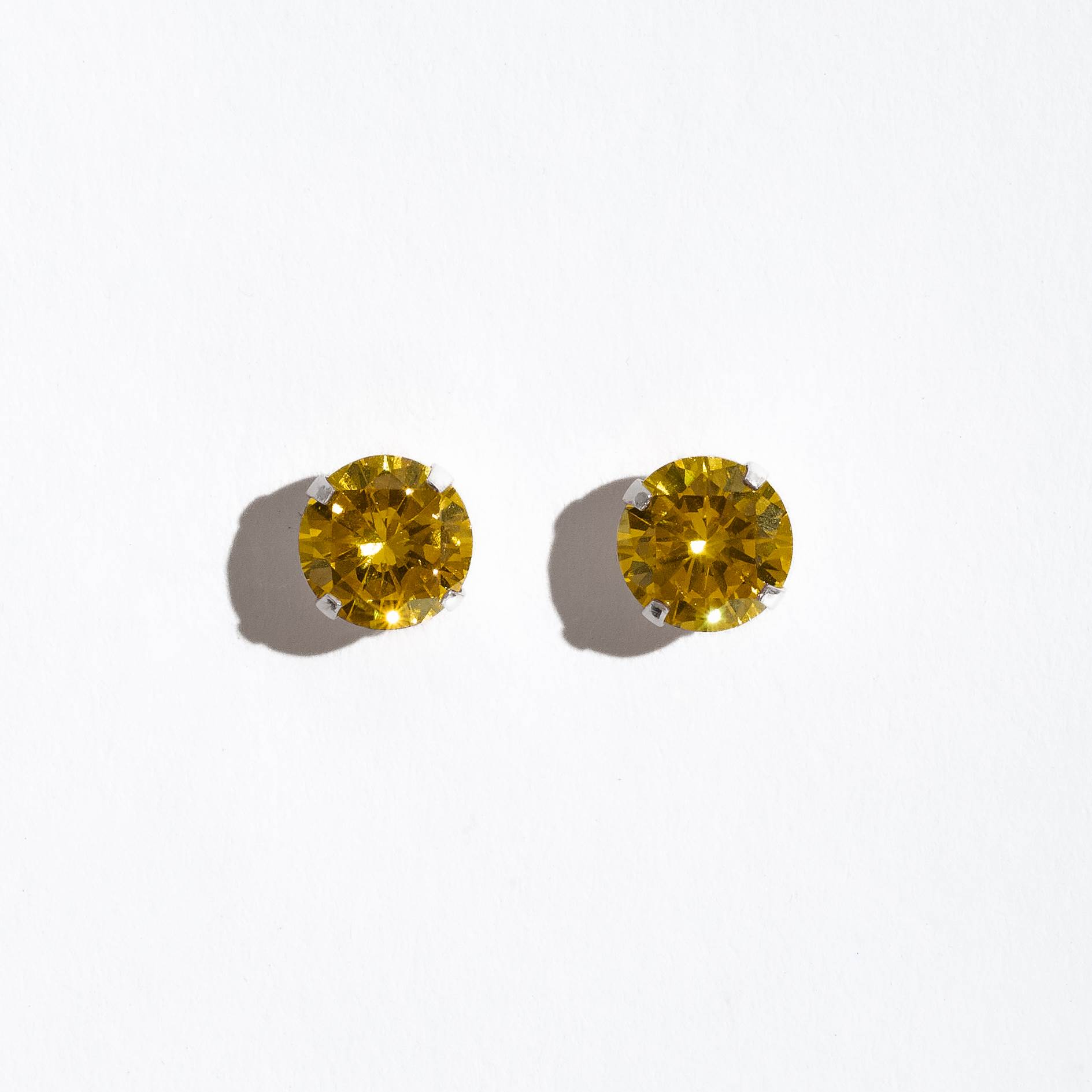 Brinco zircônia europeia redonda amarela 8mm