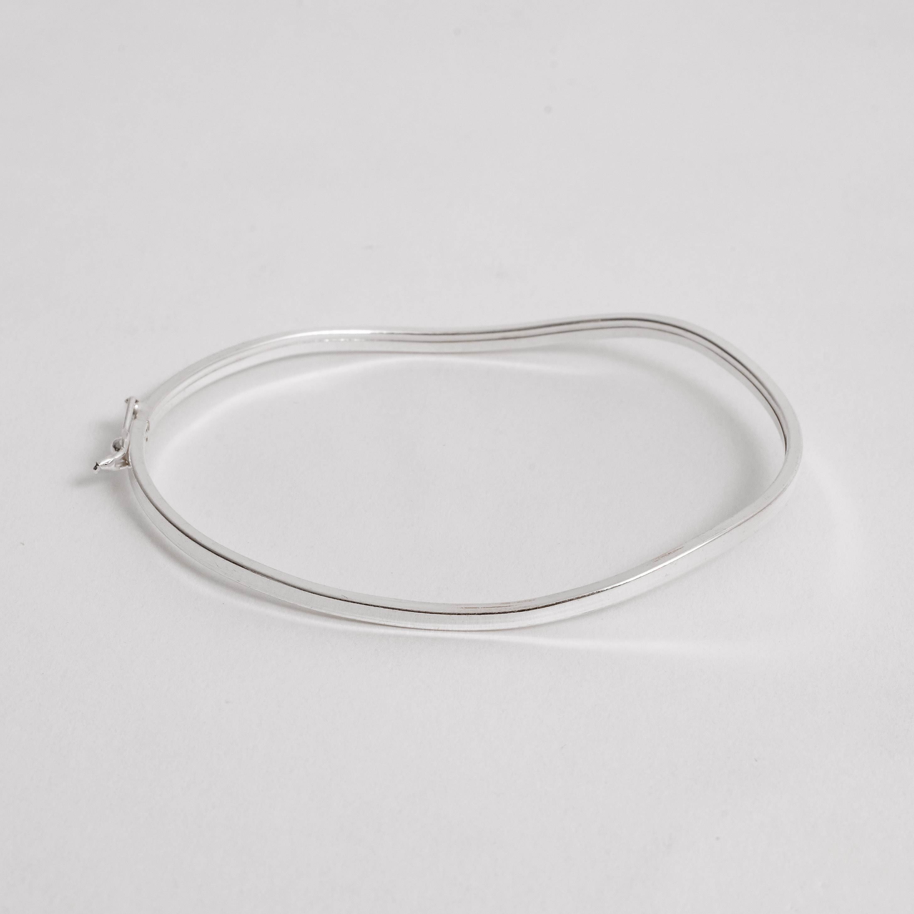 Imagem Bracelete 2.3 fio quadrado ondulado