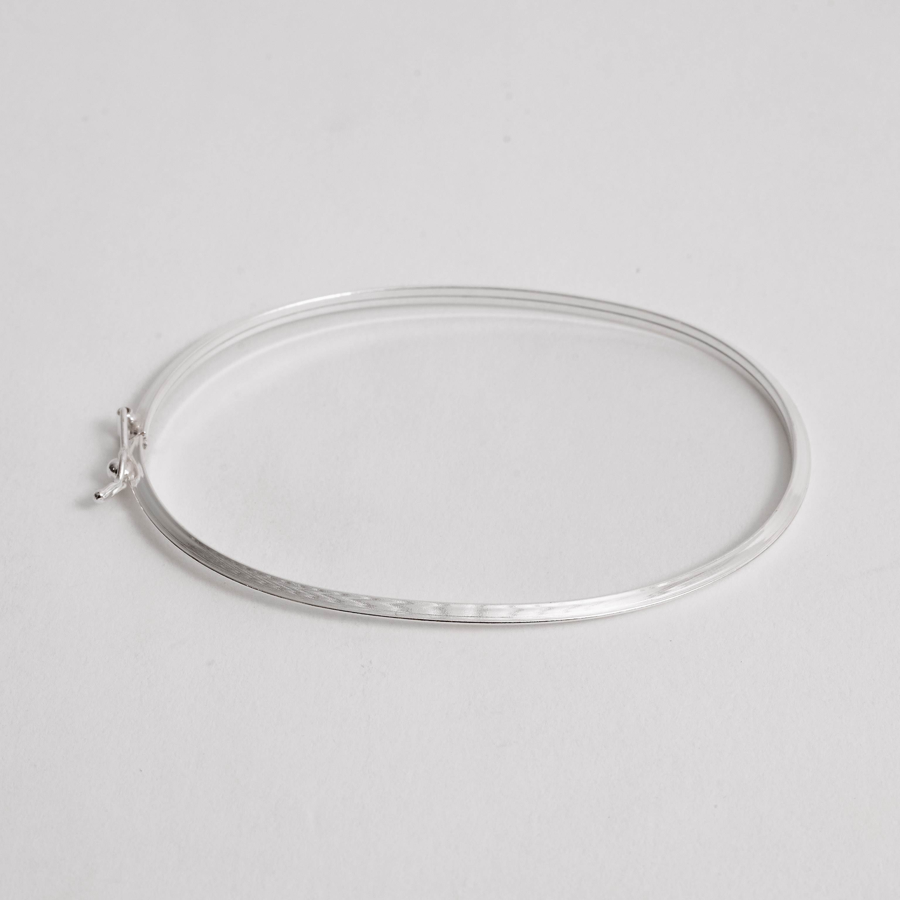 Imagem Bracelete 2.3 fio triângulo