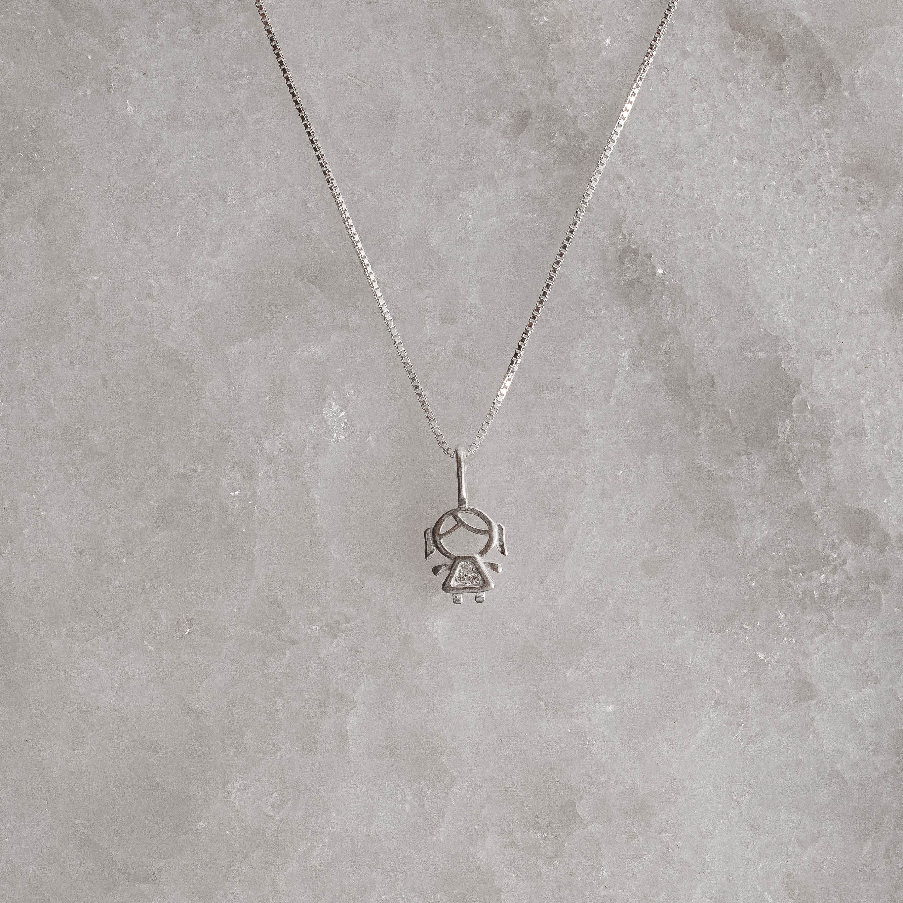 Imagem Secundária Colar pingente menina com zircônias 12mm 45cm