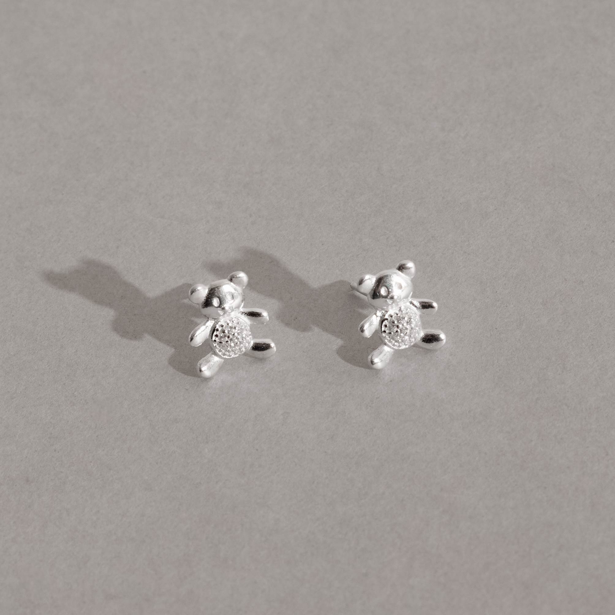 Imagem Secundária Brinco urso detalhe cravejado 9mm