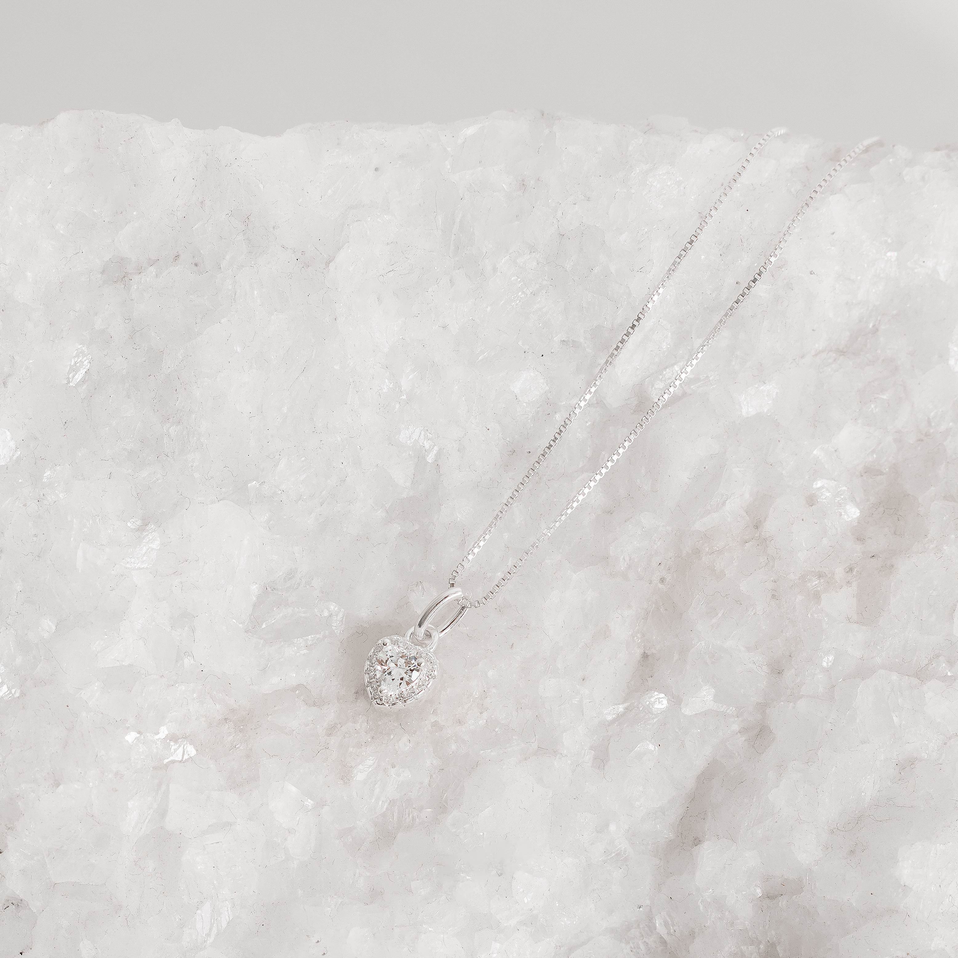 Imagem Secundária Colar pingente zircônia coração com cravejado cristal 7mm 40cm