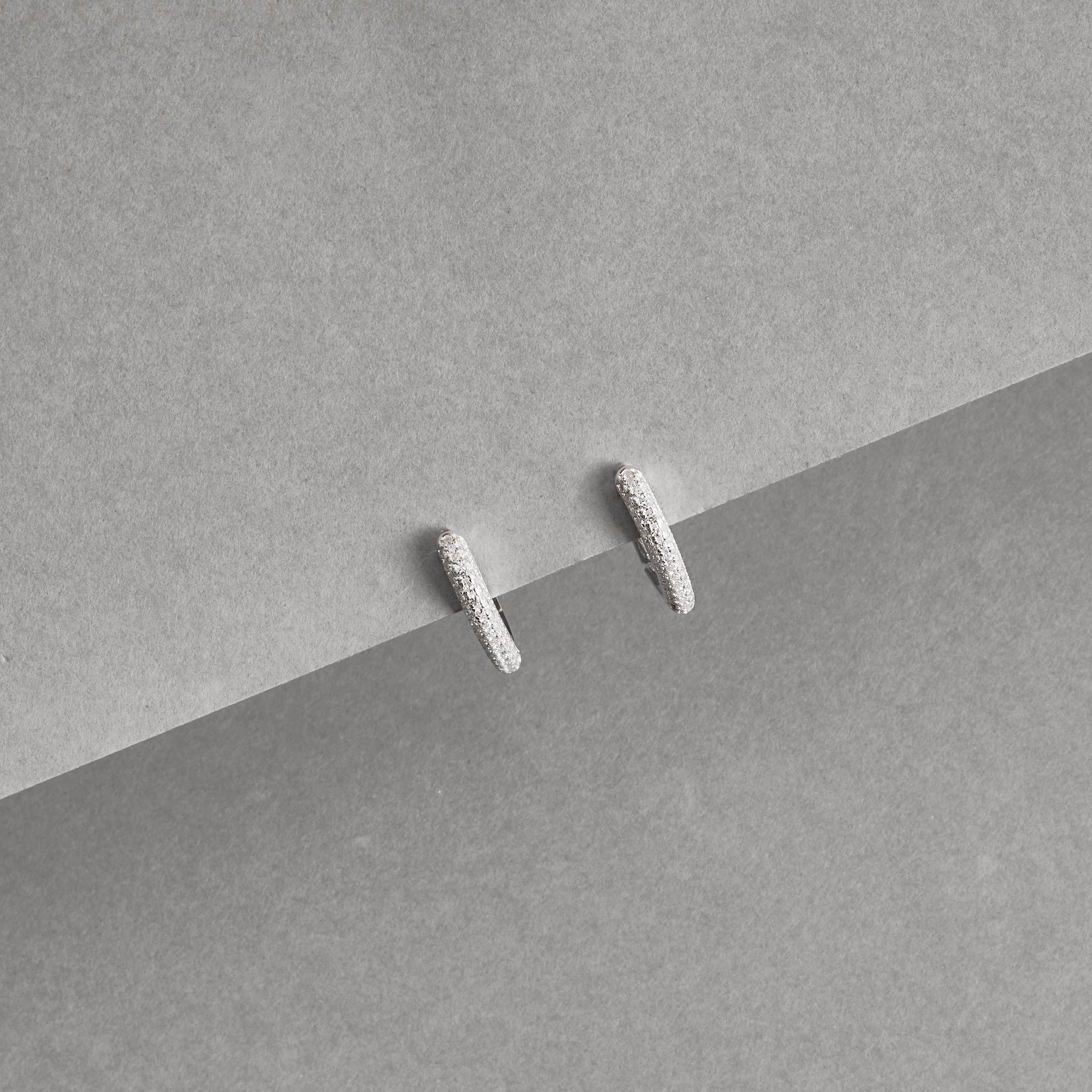 Imagem Argola click gota 13mm triplo cravejado