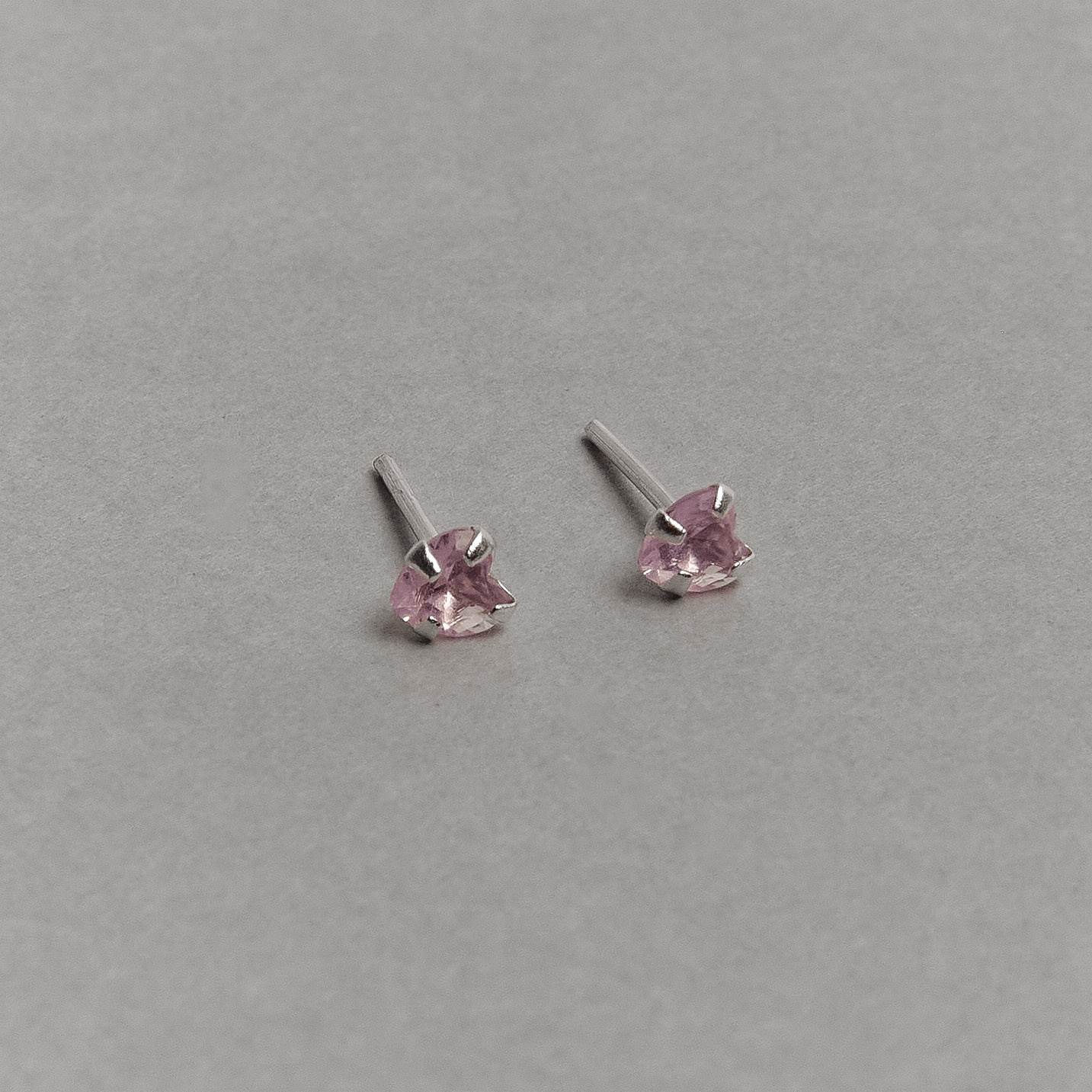 Imagem Secundária Brinco zircônia coração rosa 4mm