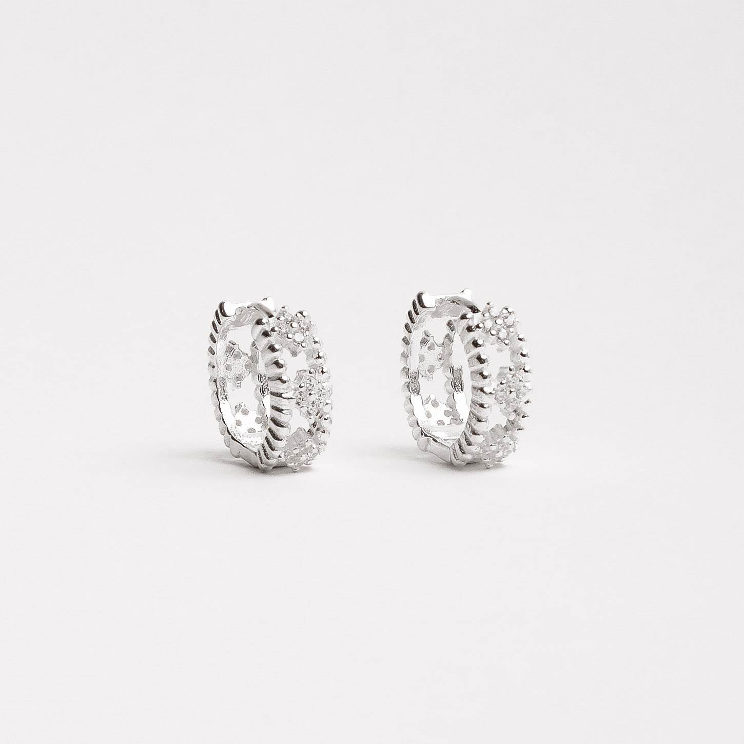 Imagem Argola click vazada riscada com cravejado 13mm