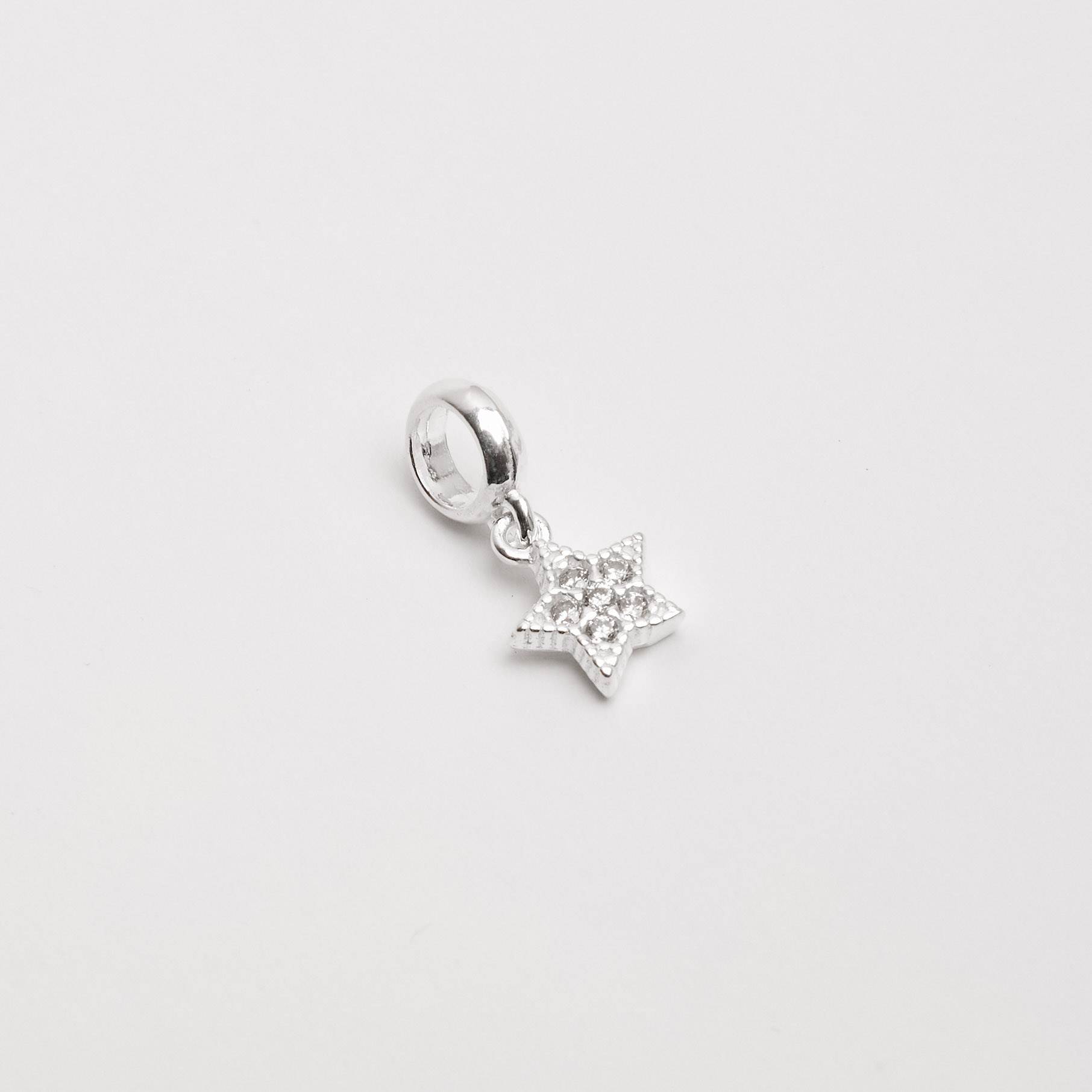 Berloque pingente estrela cravejada 8mm