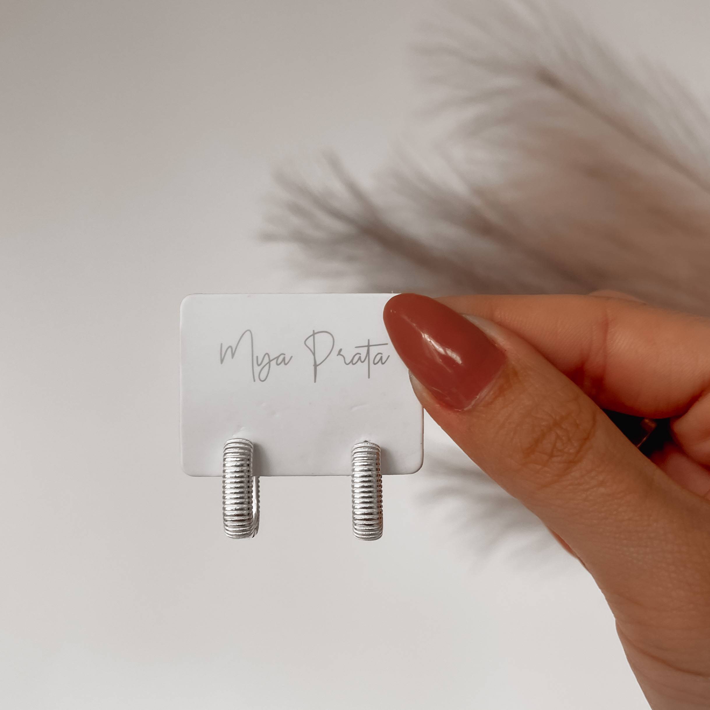 Argola click oval riscada 15mm