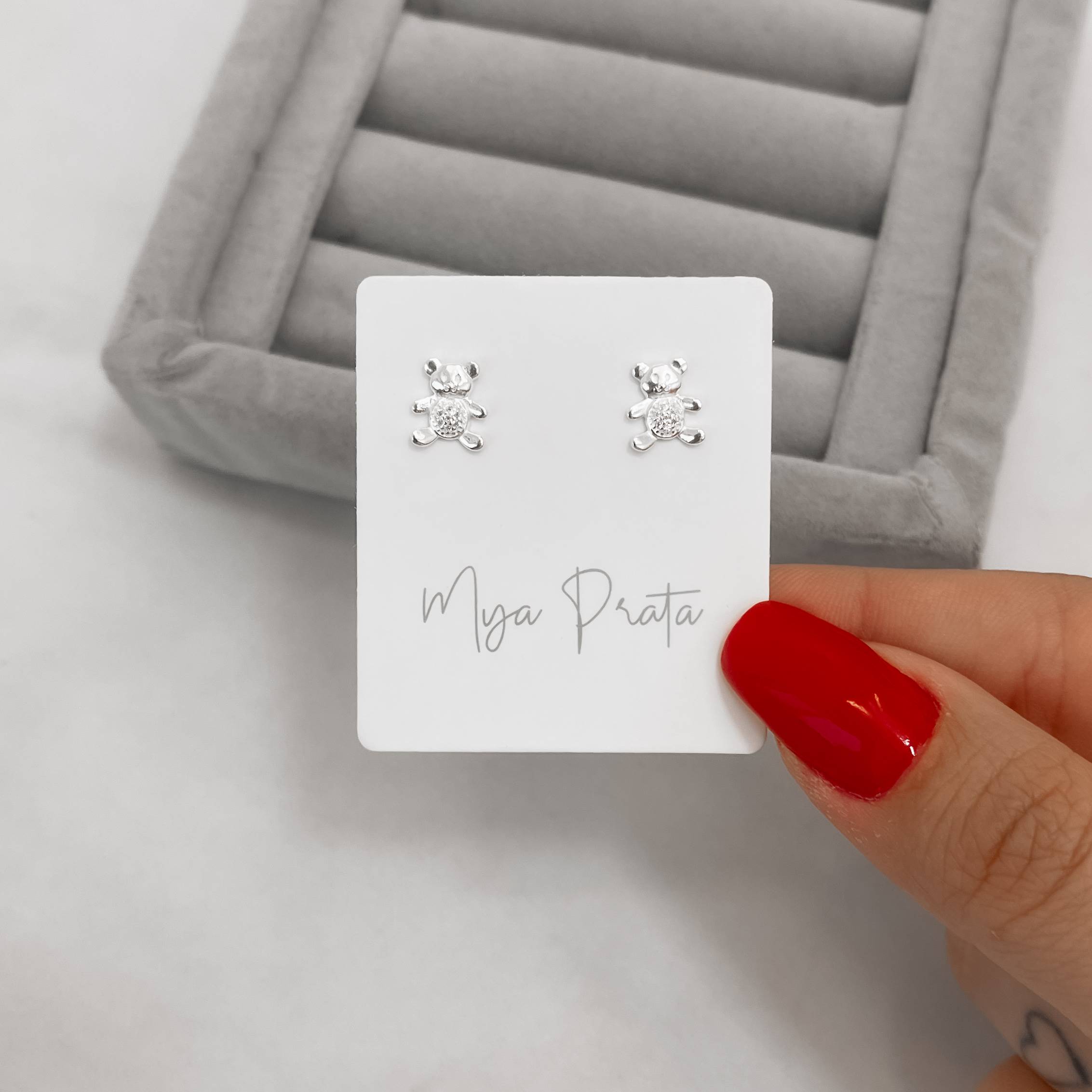 Brinco urso detalhe cravejado 9mm