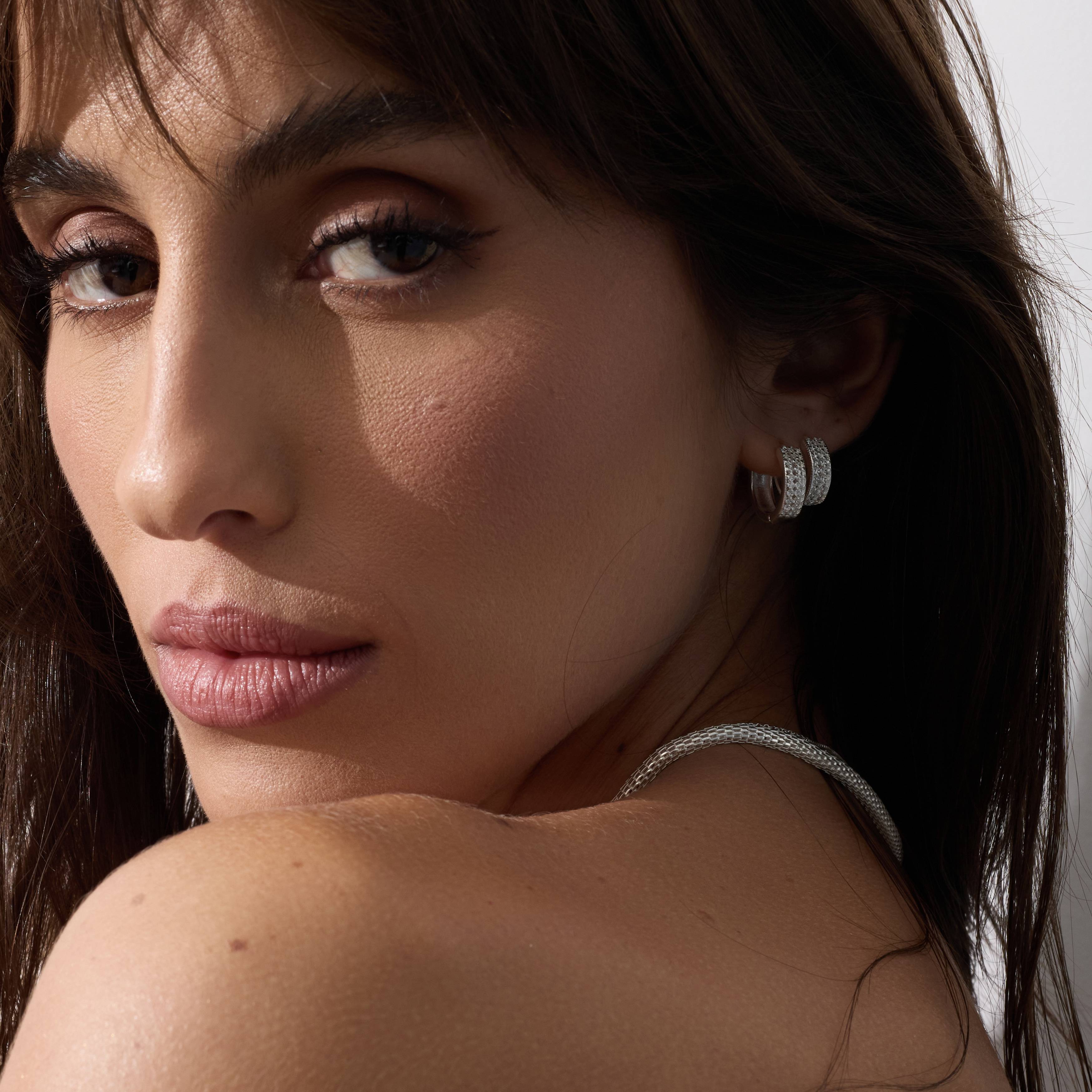 Imagem Secundária Trio argolas click 11,13 e 15mm vazada cravejada